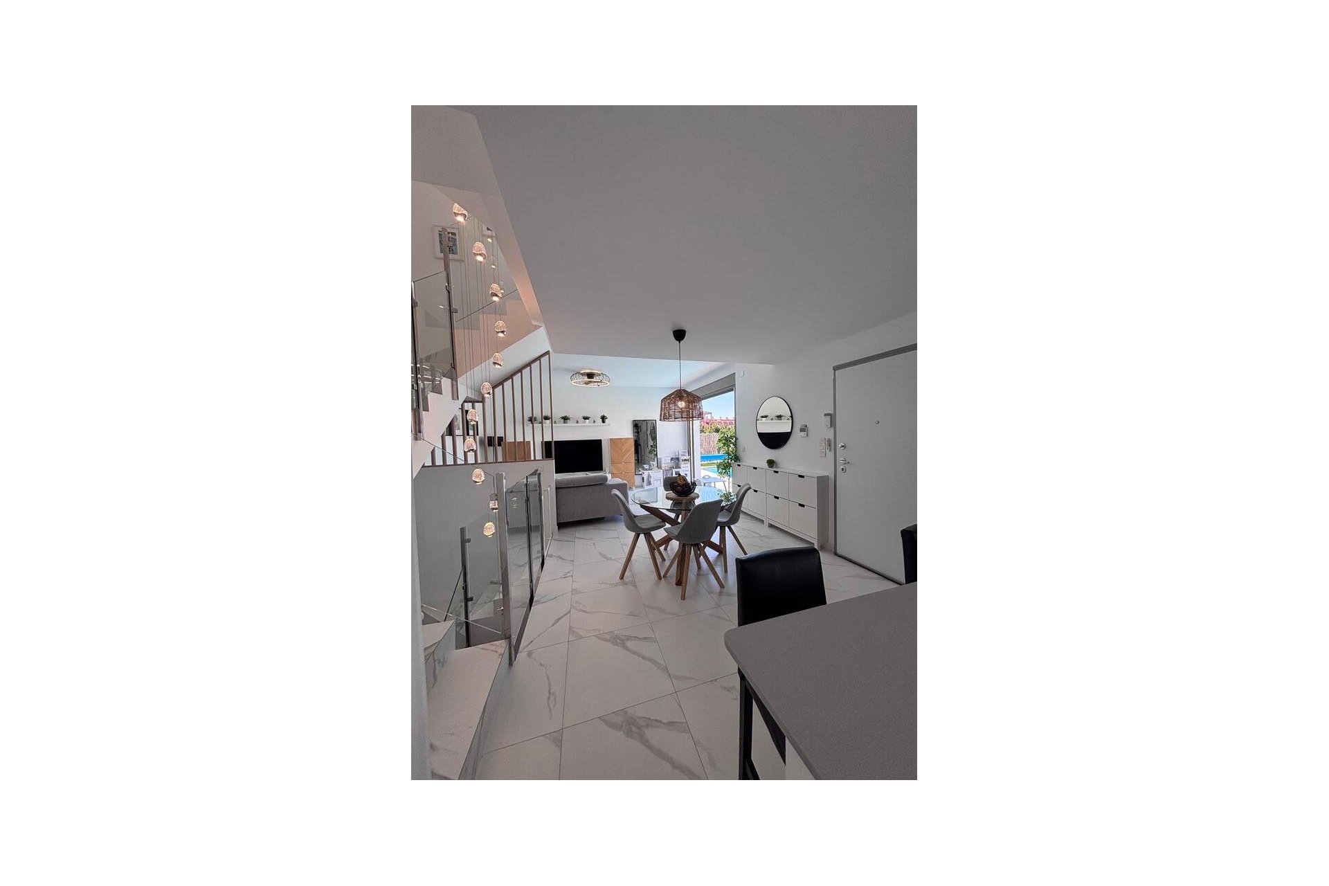 Resale - Villa -
Villamartin - PAU 8