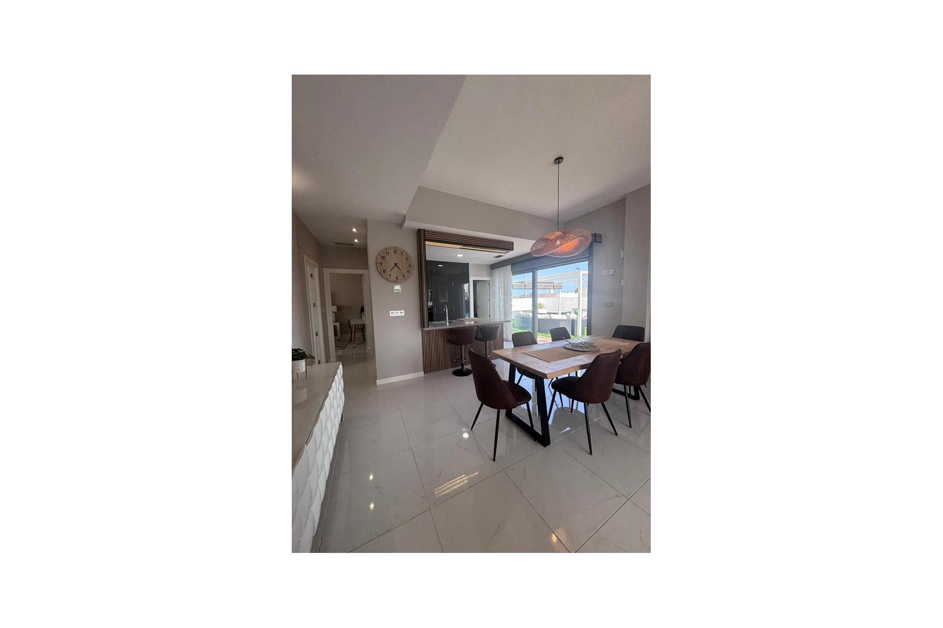 Resale - Villa -
Villamartin - PAU 8