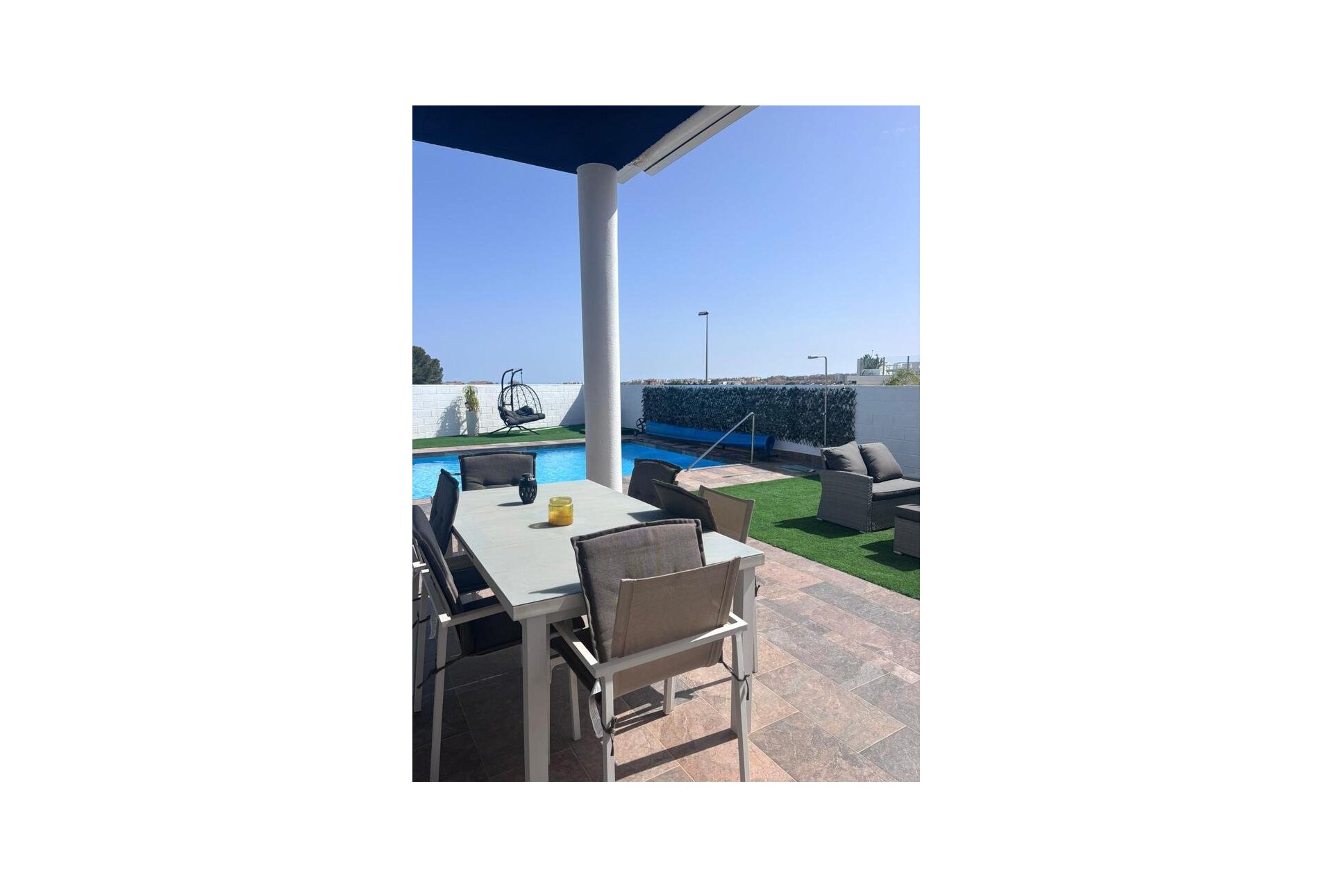 Resale - Villa -
Villamartin - PAU 8