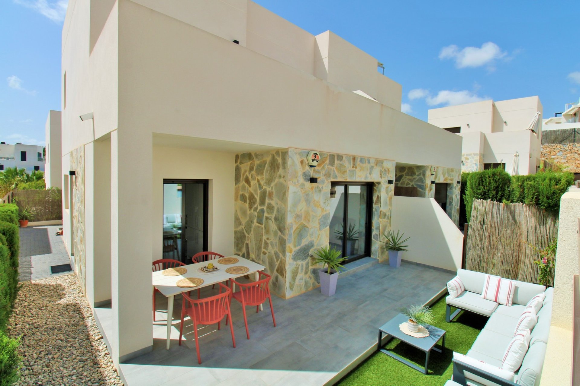 Resale - Villa -
Villamartin - PAU 8