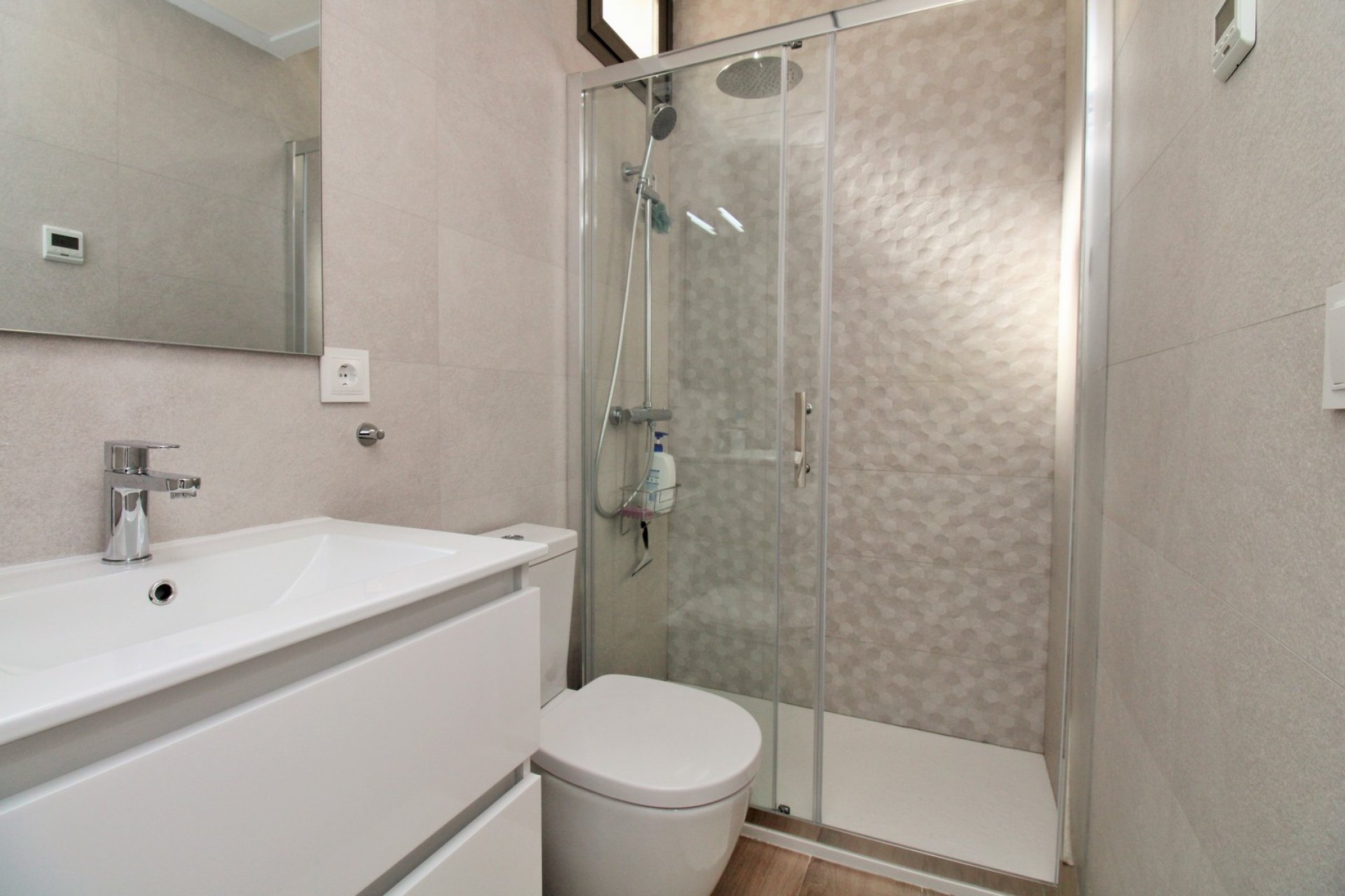 Resale - Villa -
Villamartin - Villamartín