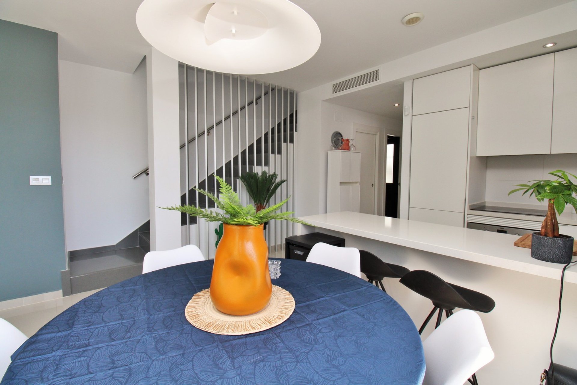 Resale - Villa -
Villamartin - Villamartín