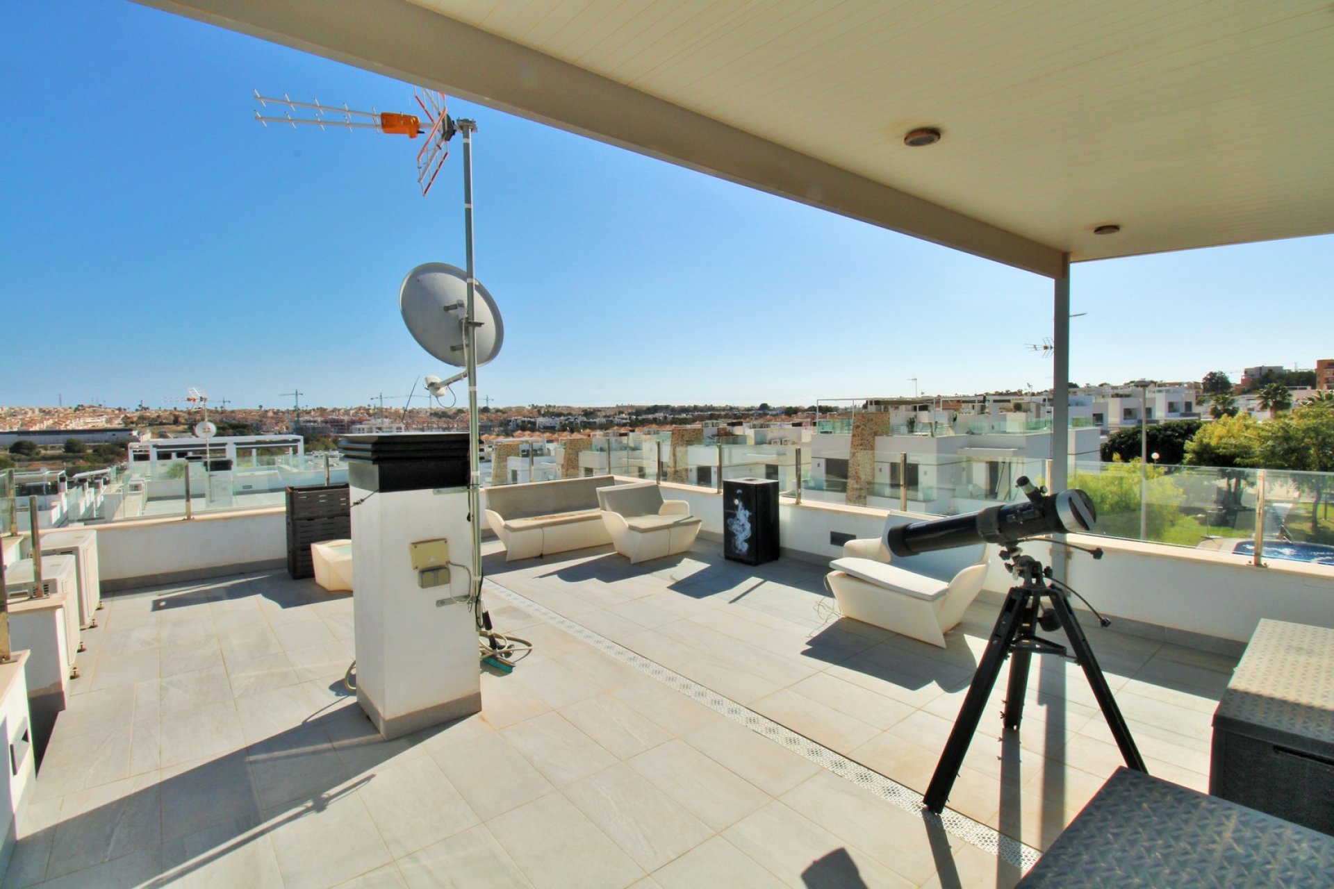 Resale - Villa -
Villamartin - Villamartín