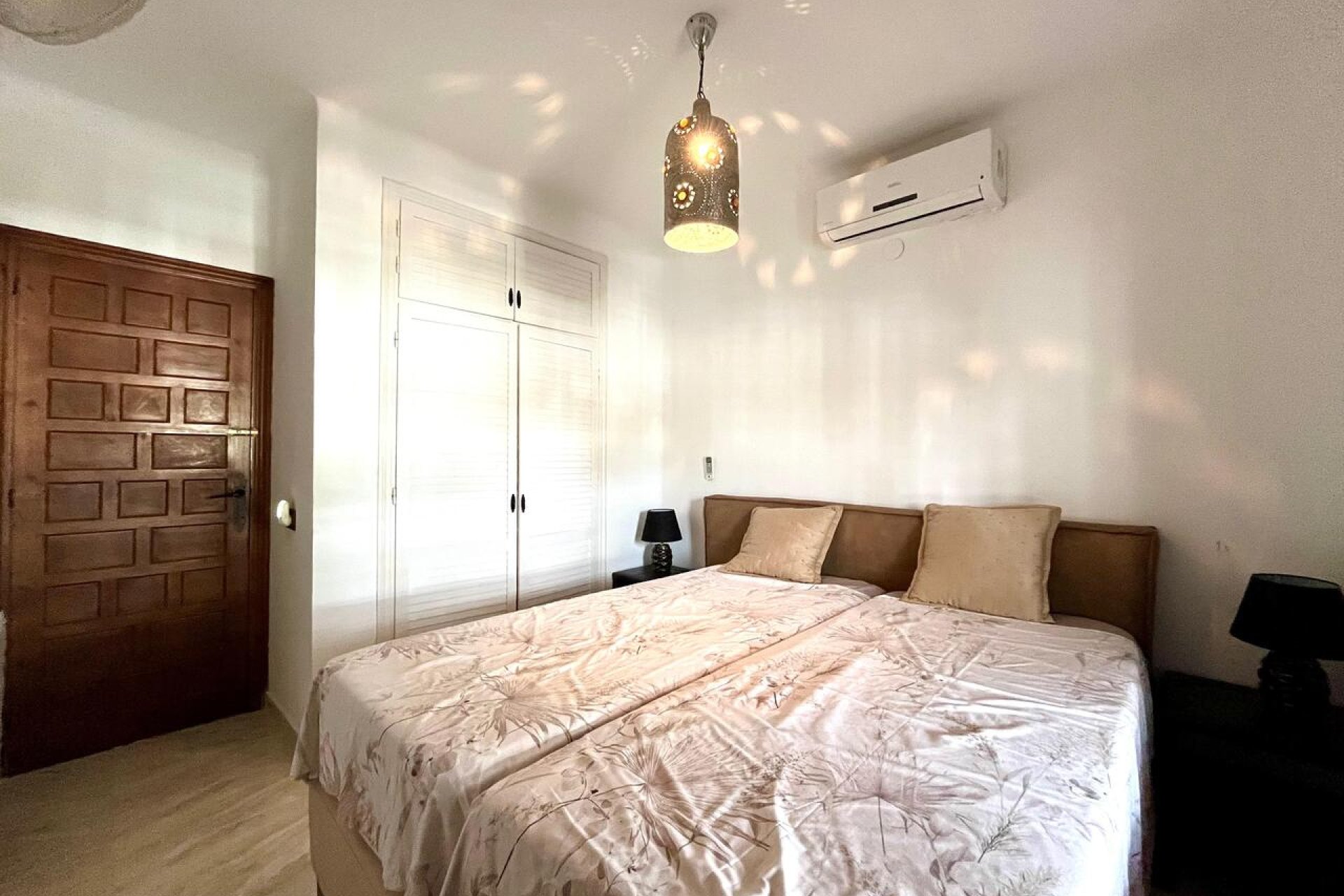 Resale - Villa -
Villamartin - Villamartín