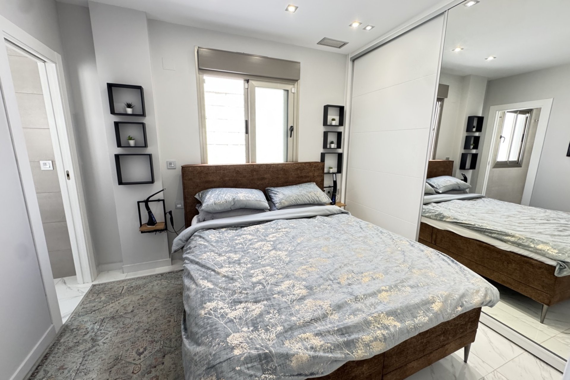 Resale - Villa -
Villamartin - Villamartín