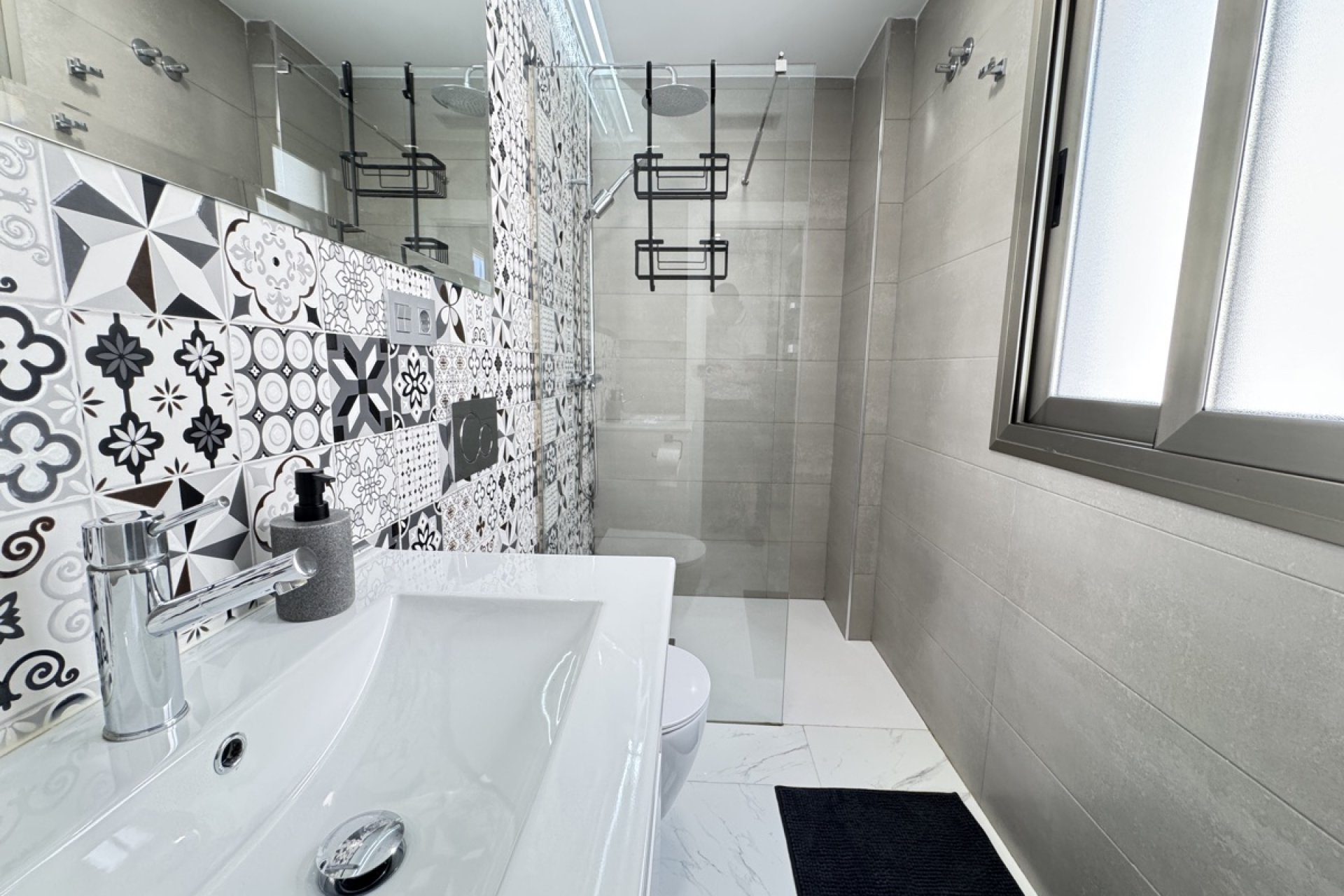 Resale - Villa -
Villamartin - Villamartín