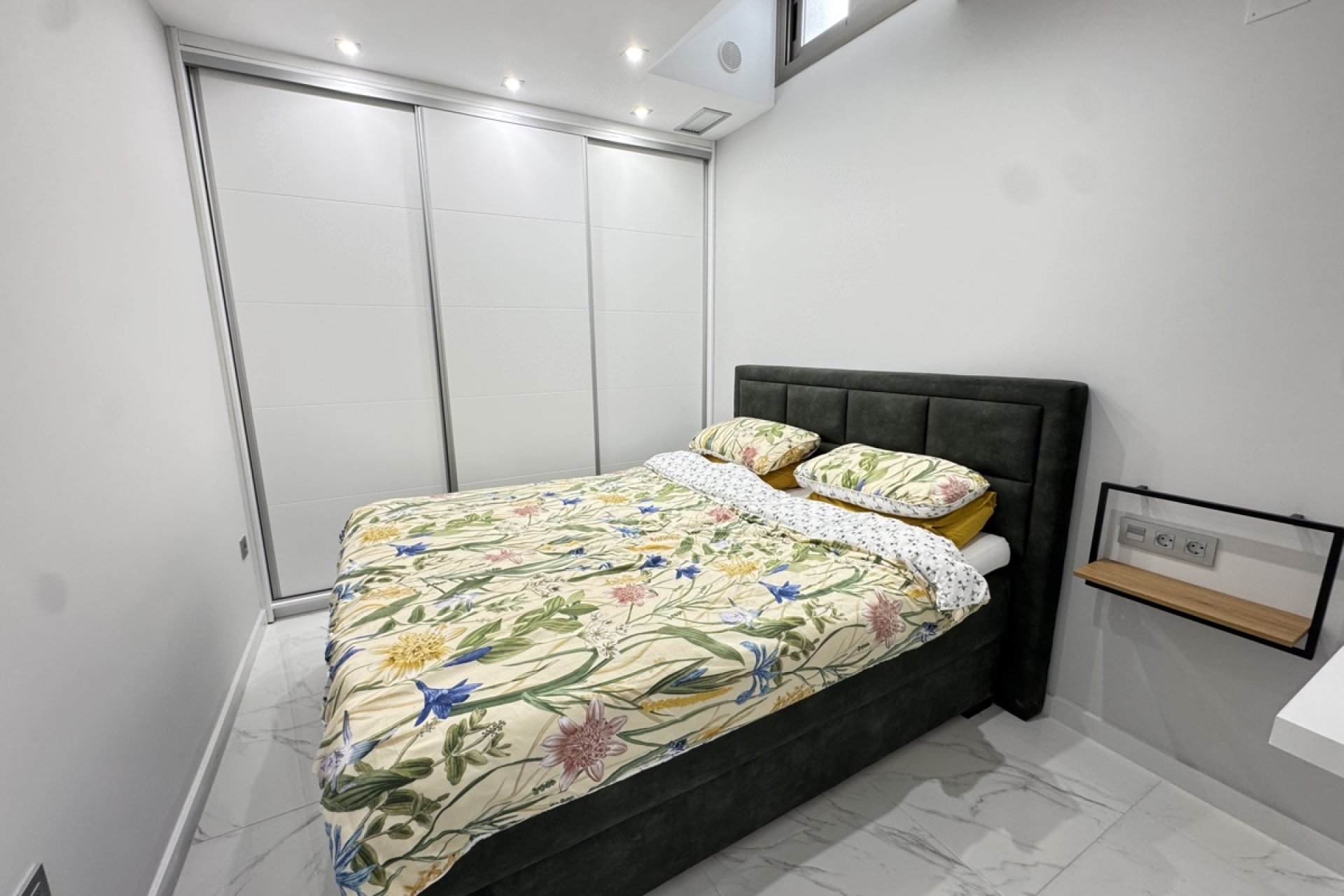 Resale - Villa -
Villamartin - Villamartín