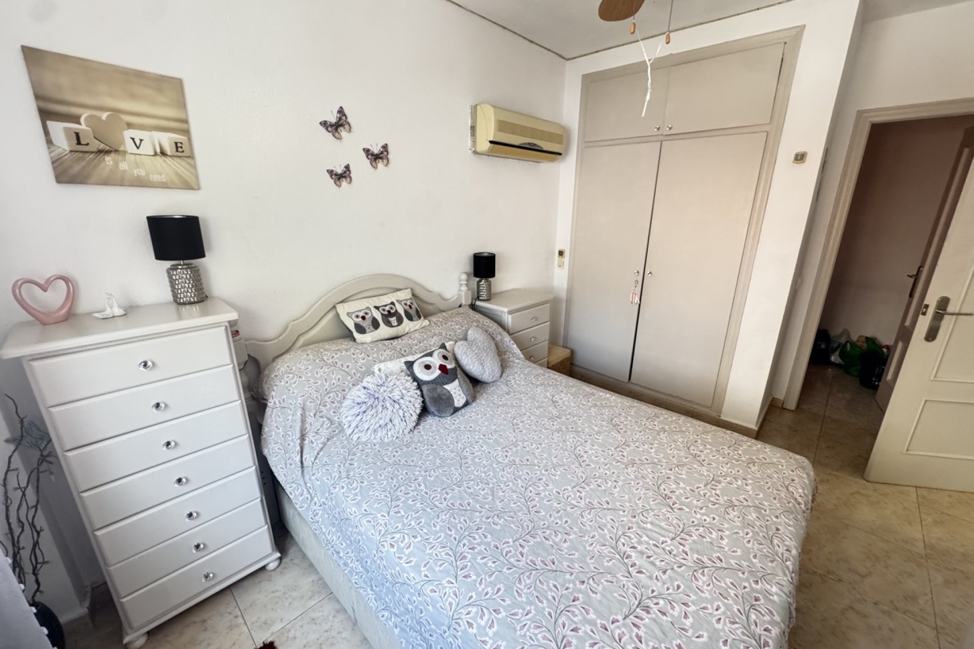 Resale - Villa -
Villamartin - Villamartín