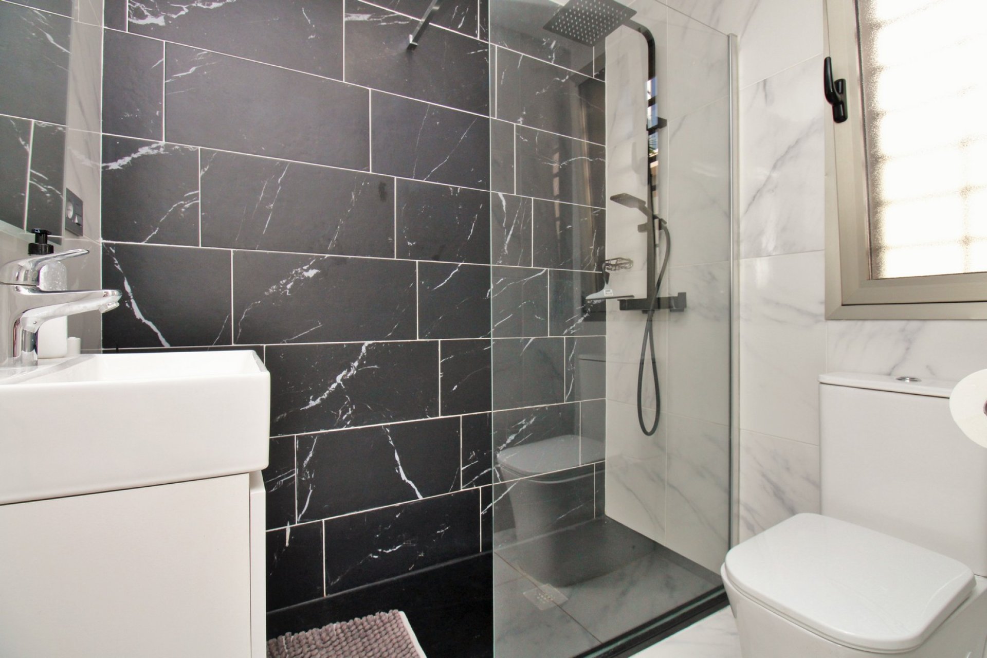 Resale - Villa -
Villamartin - Villamartín