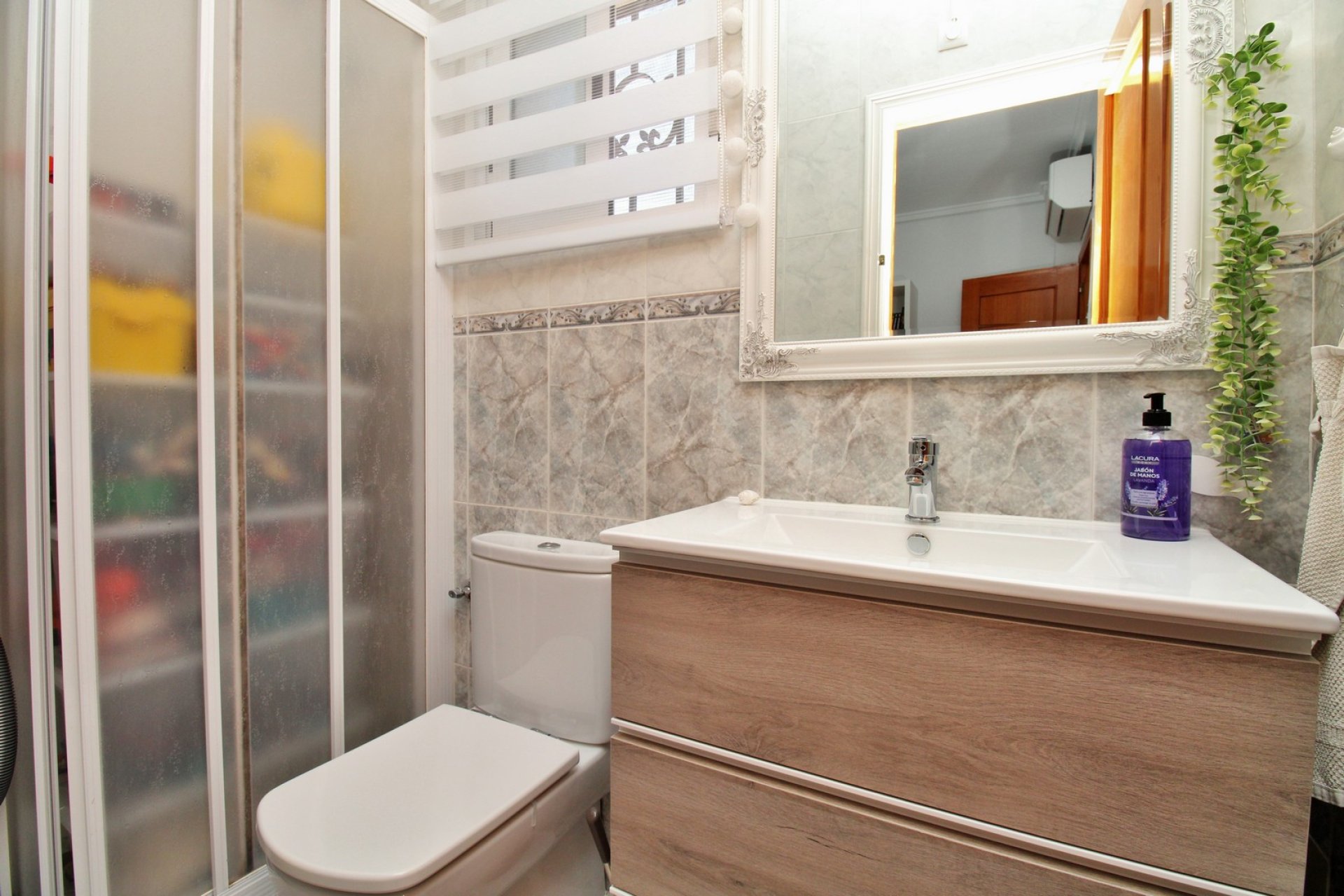 Resale - Villa -
Villamartin - Villamartín