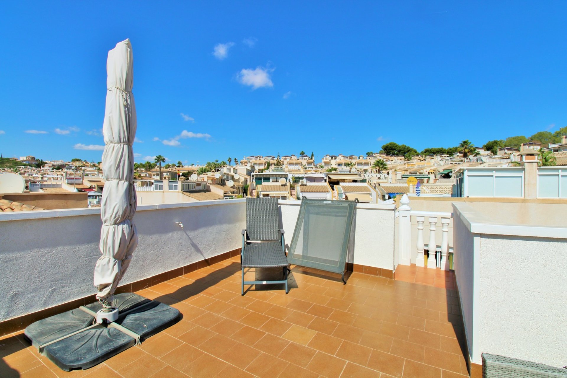 Resale - Villa -
Villamartin - Villamartín