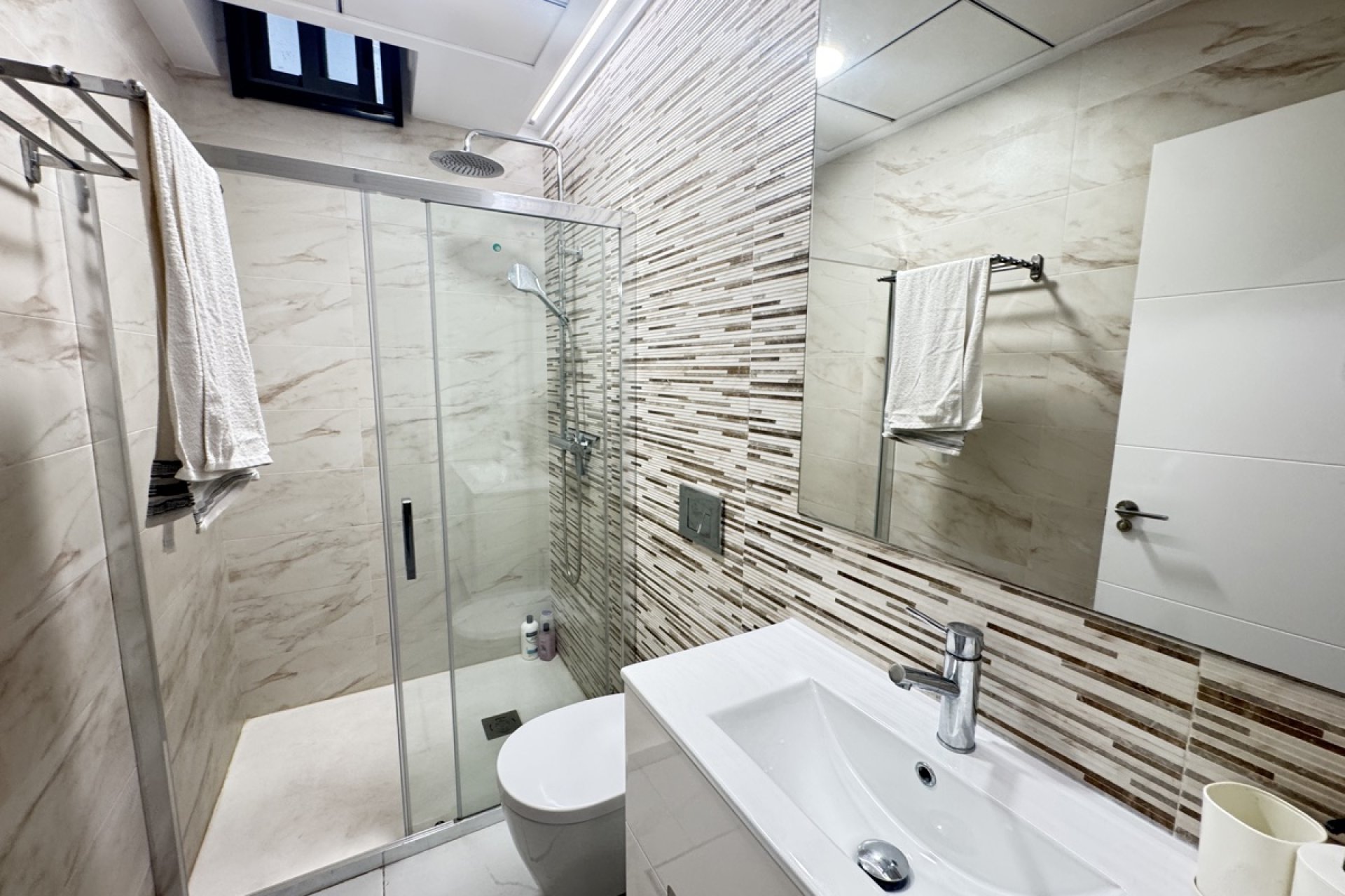 Resale - Villa -
Villamartin - Villamartín