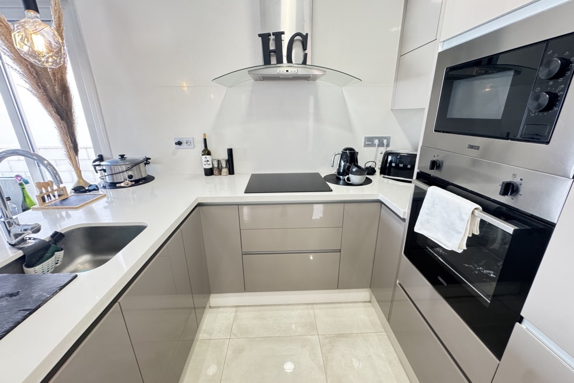 Resale - Villa -
Villamartin - Villamartín