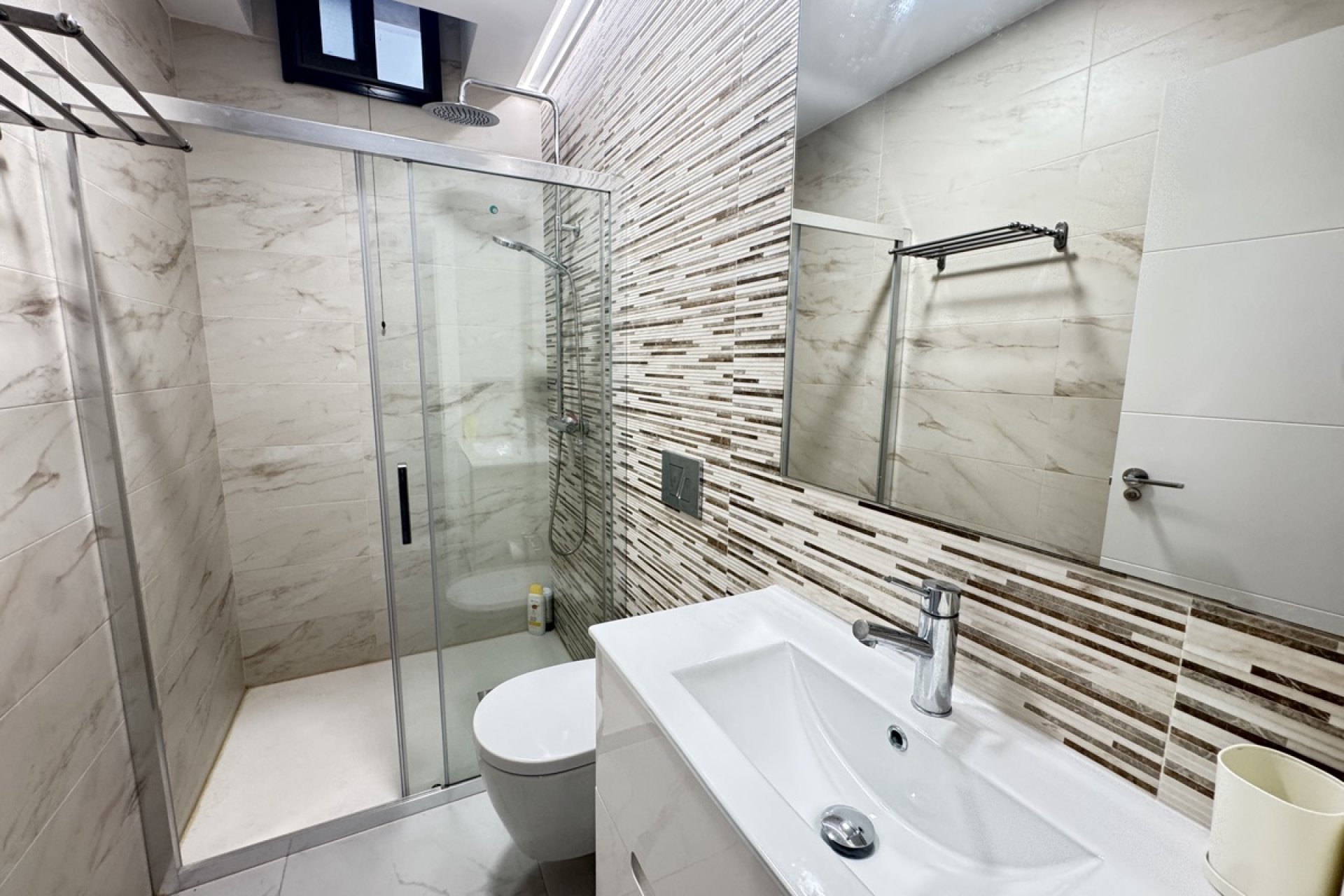 Resale - Villa -
Villamartin - Villamartín