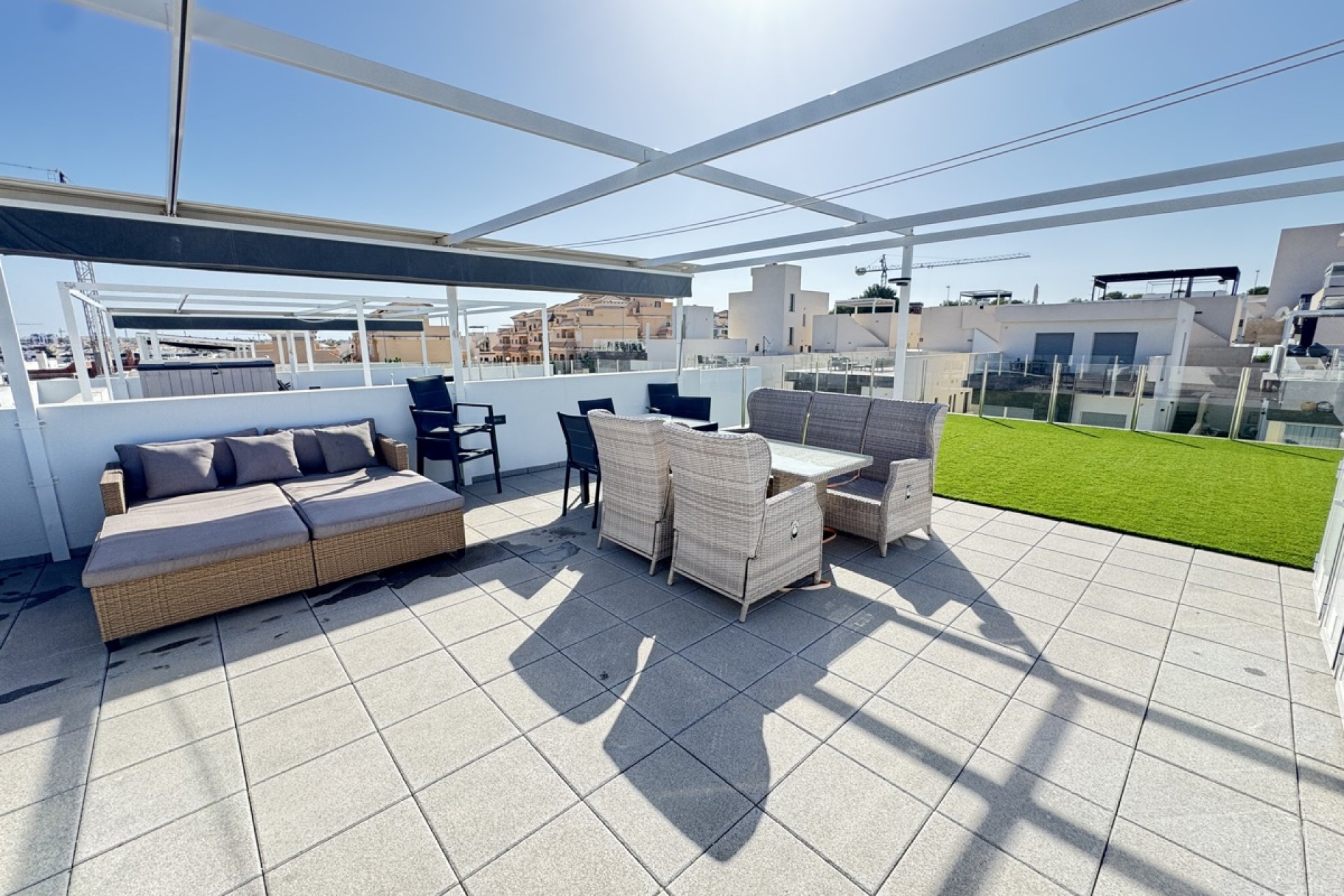 Resale - Villa -
Villamartin - Villamartín