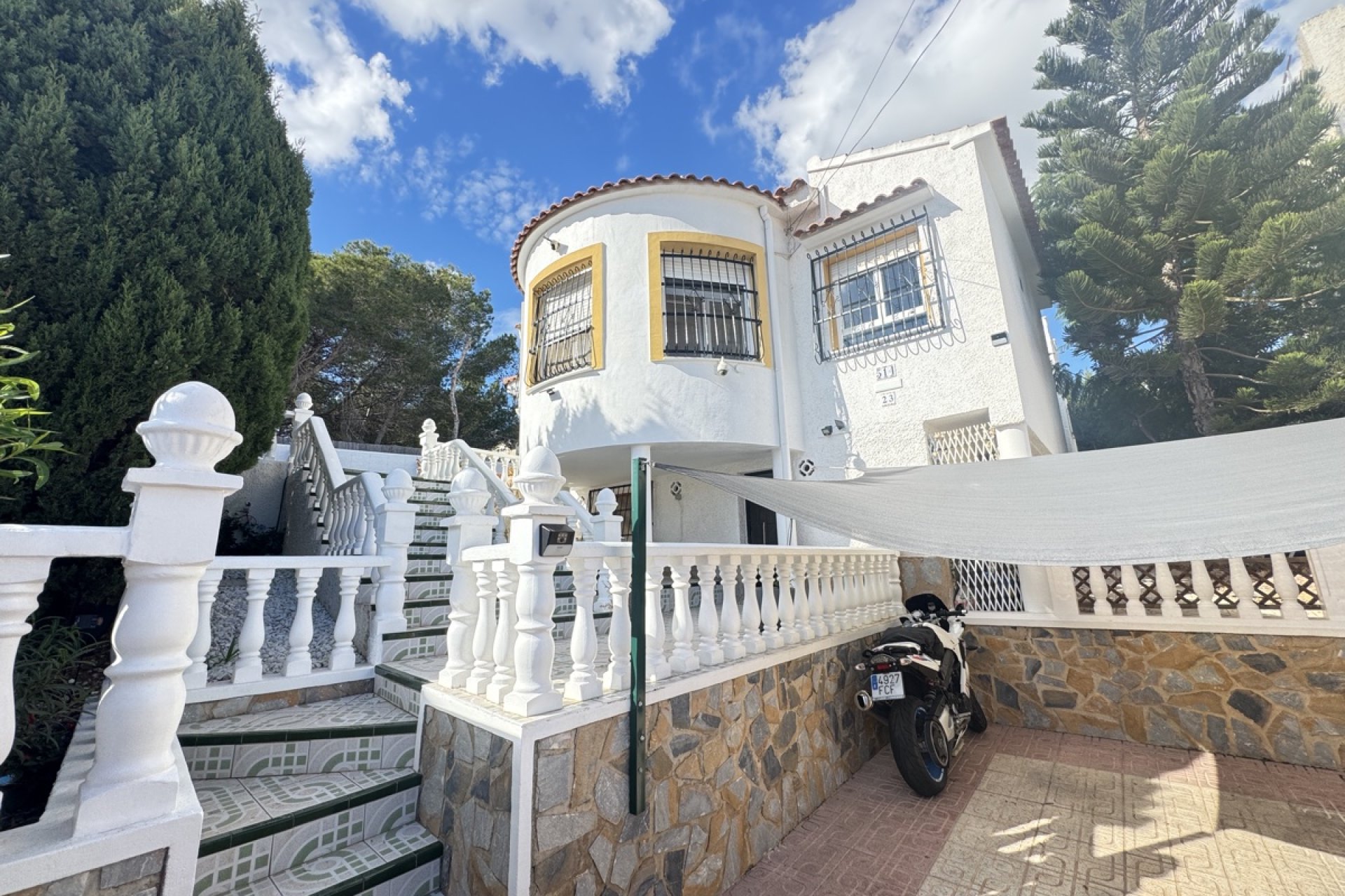 Resale - Villa -
Villamartin - Villamartín