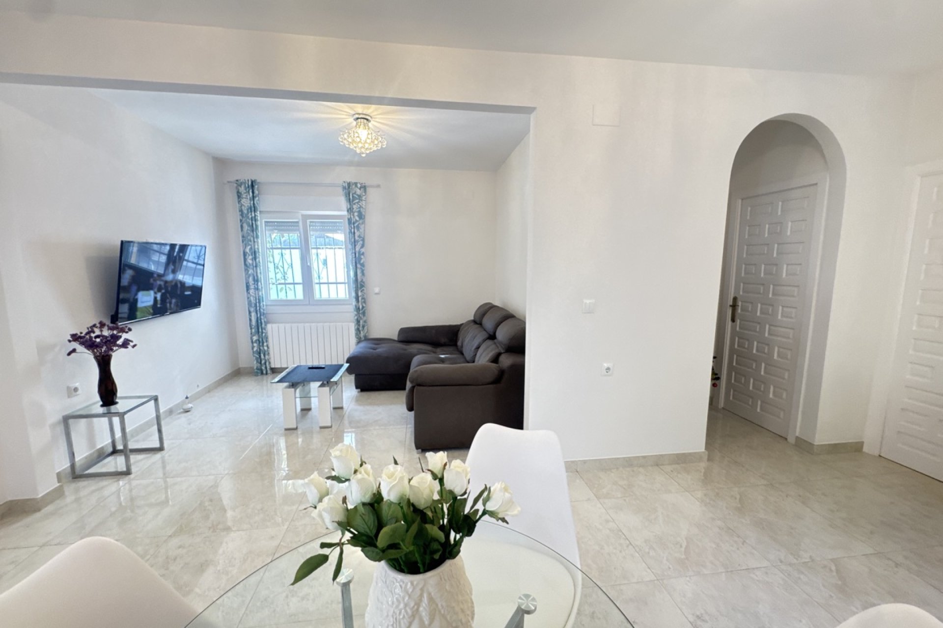 Resale - Villa -
Villamartin - Villamartín