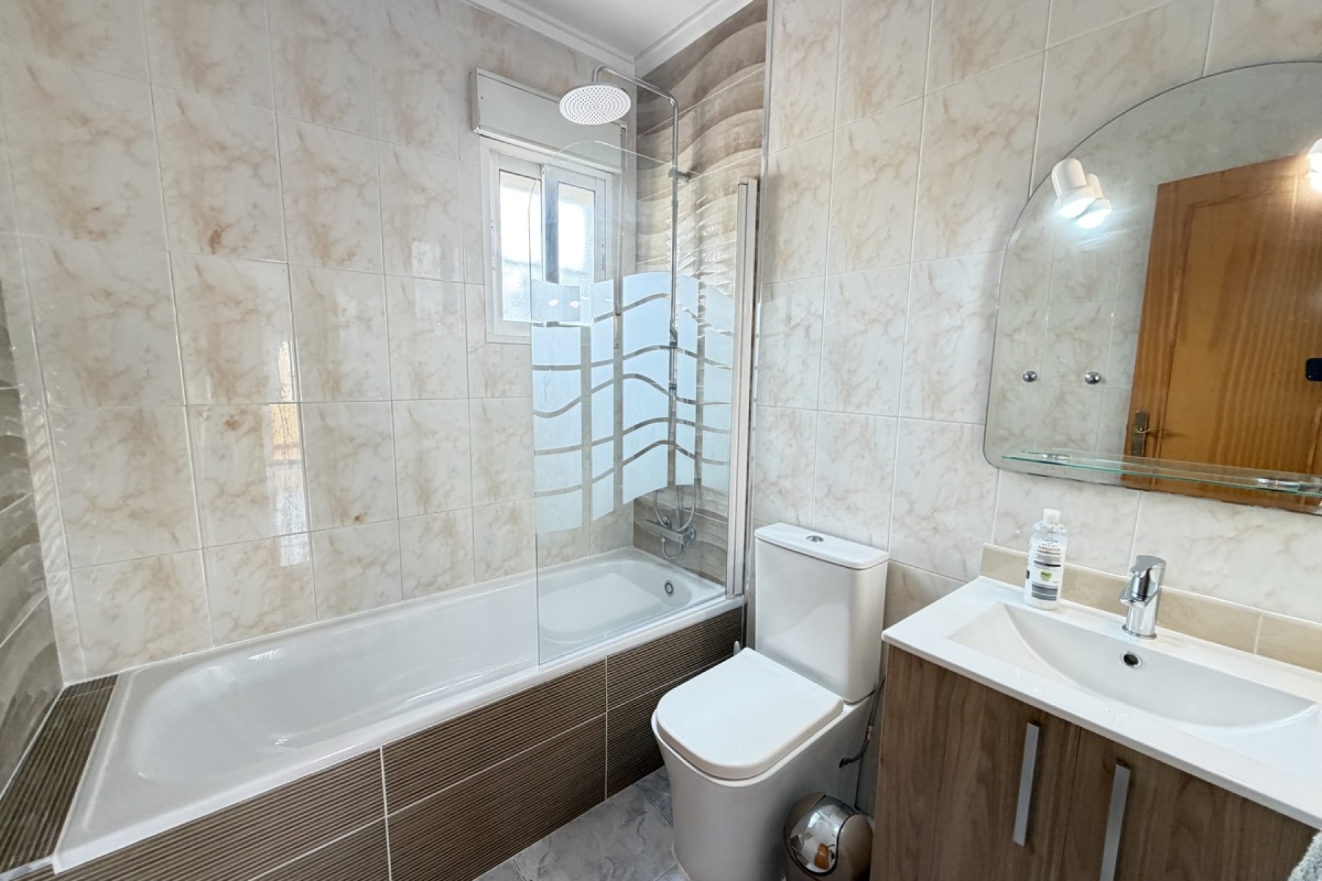 Resale - Villa -
Villamartin - Villamartín