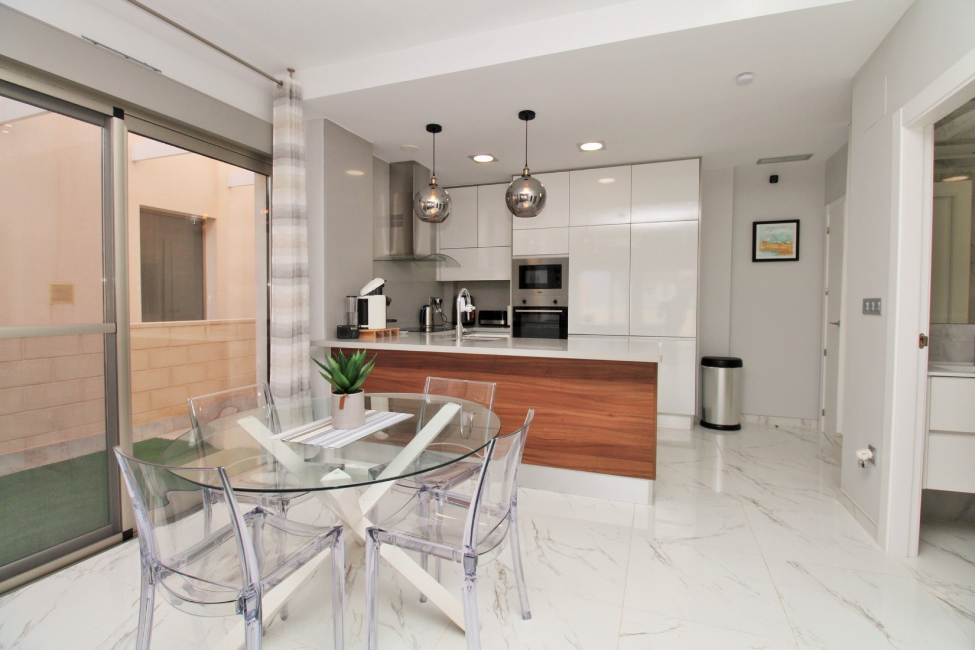 Resale - Villa -
Villamartin - Villamartín