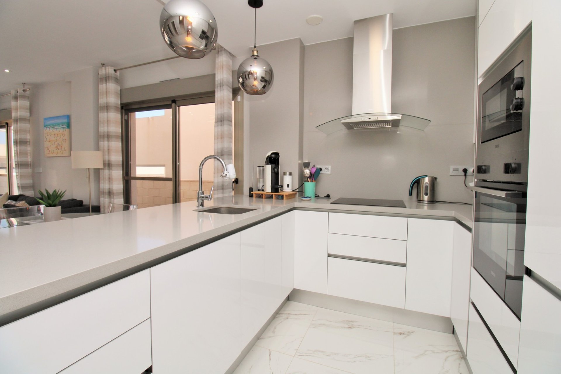 Resale - Villa -
Villamartin - Villamartín