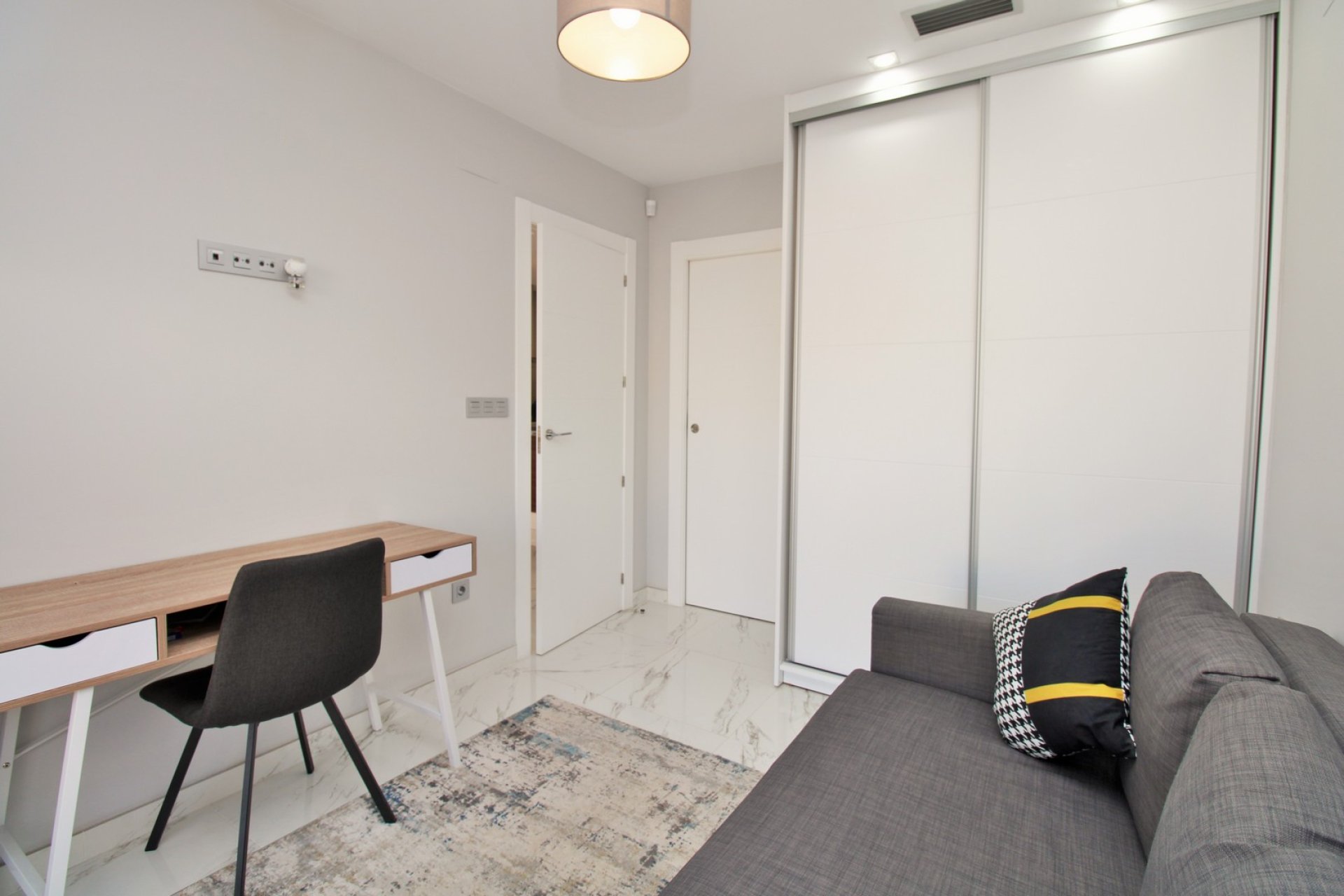 Resale - Villa -
Villamartin - Villamartín