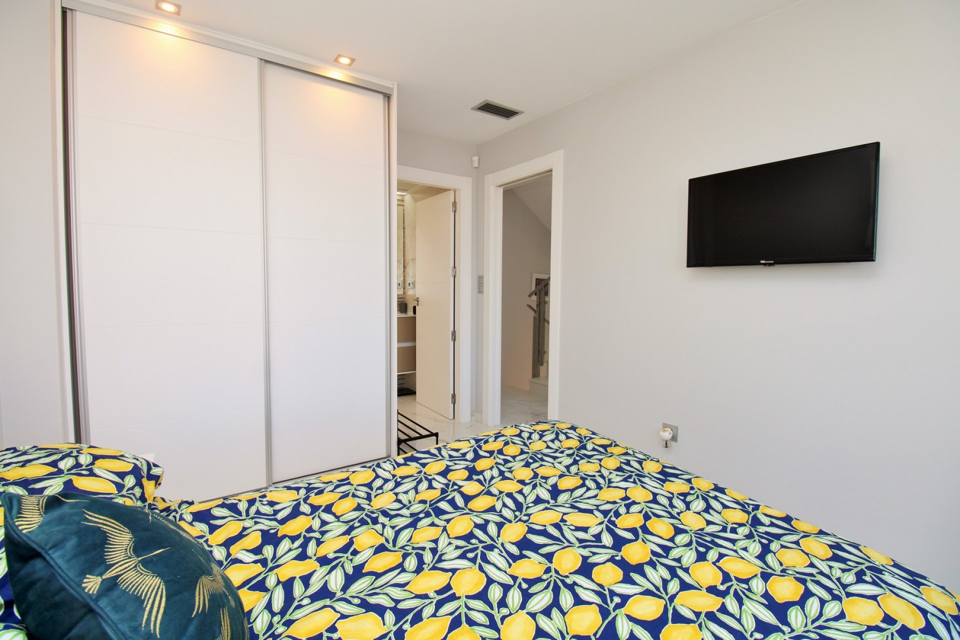Resale - Villa -
Villamartin - Villamartín
