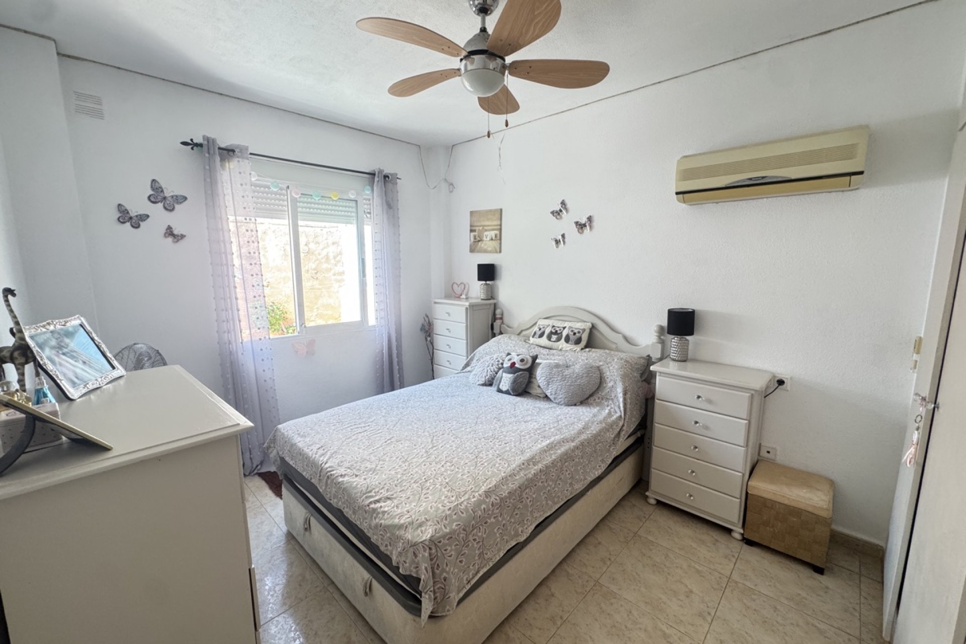Resale - Villa -
Villamartin - Villamartín