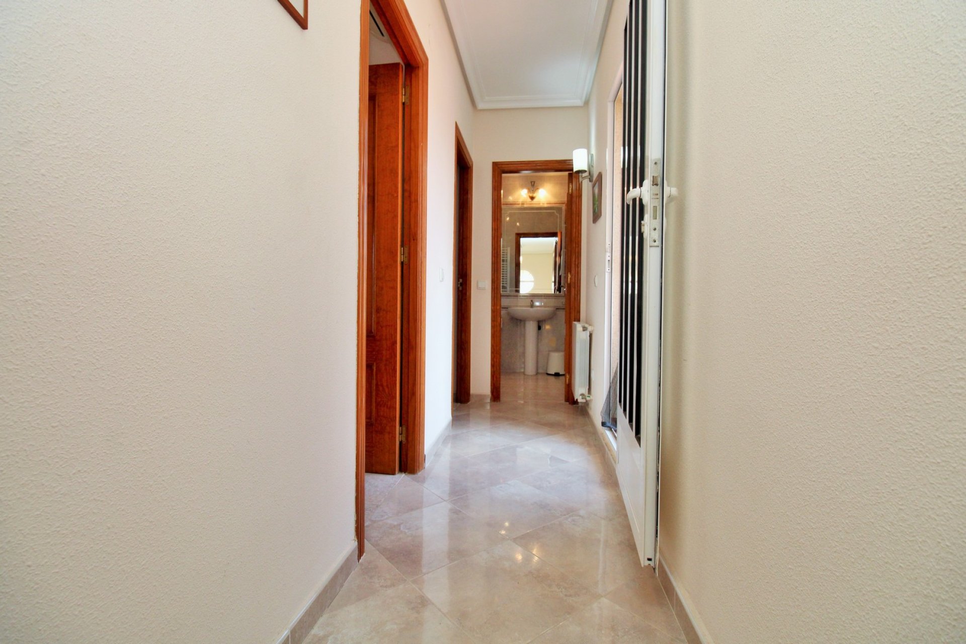 Resale - Villa -
Villamartin - Villamartín