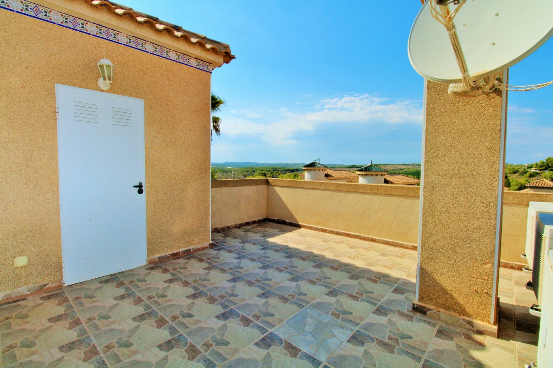 Resale - Villa -
Villamartin - Villamartín
