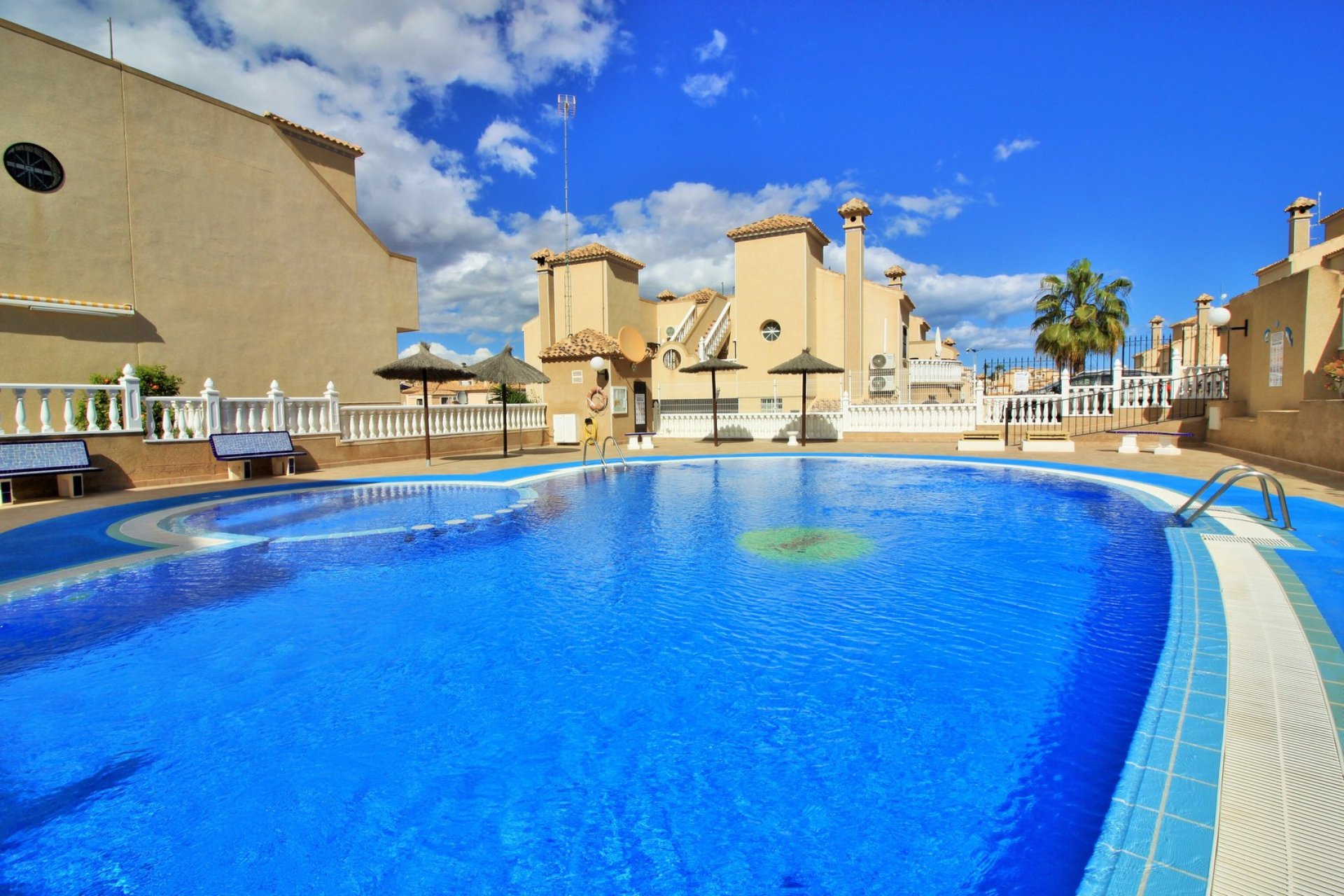 Resale - Villa -
Villamartin - Villamartín