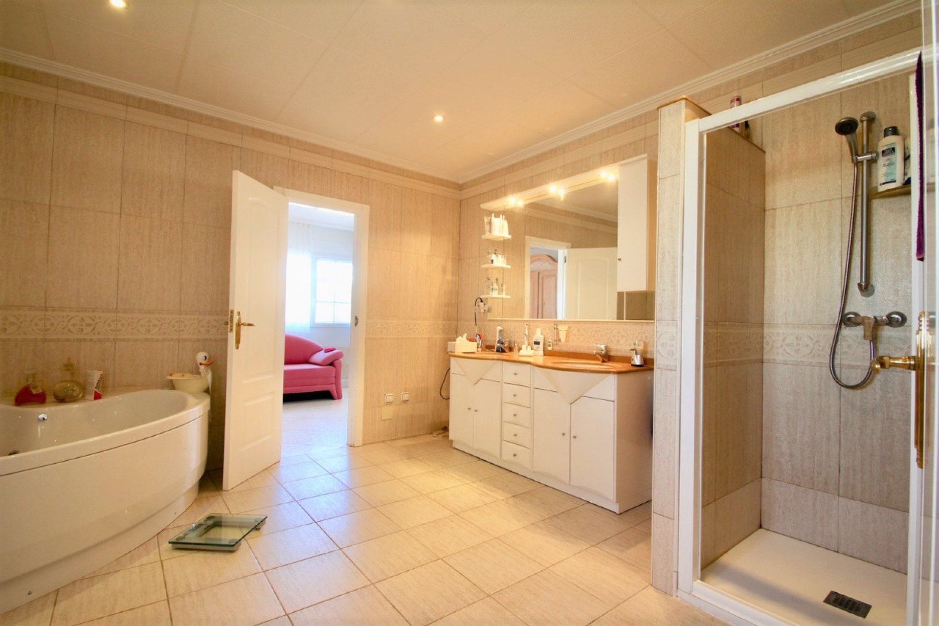 Resale - Villa -
Villamartin - Villamartín