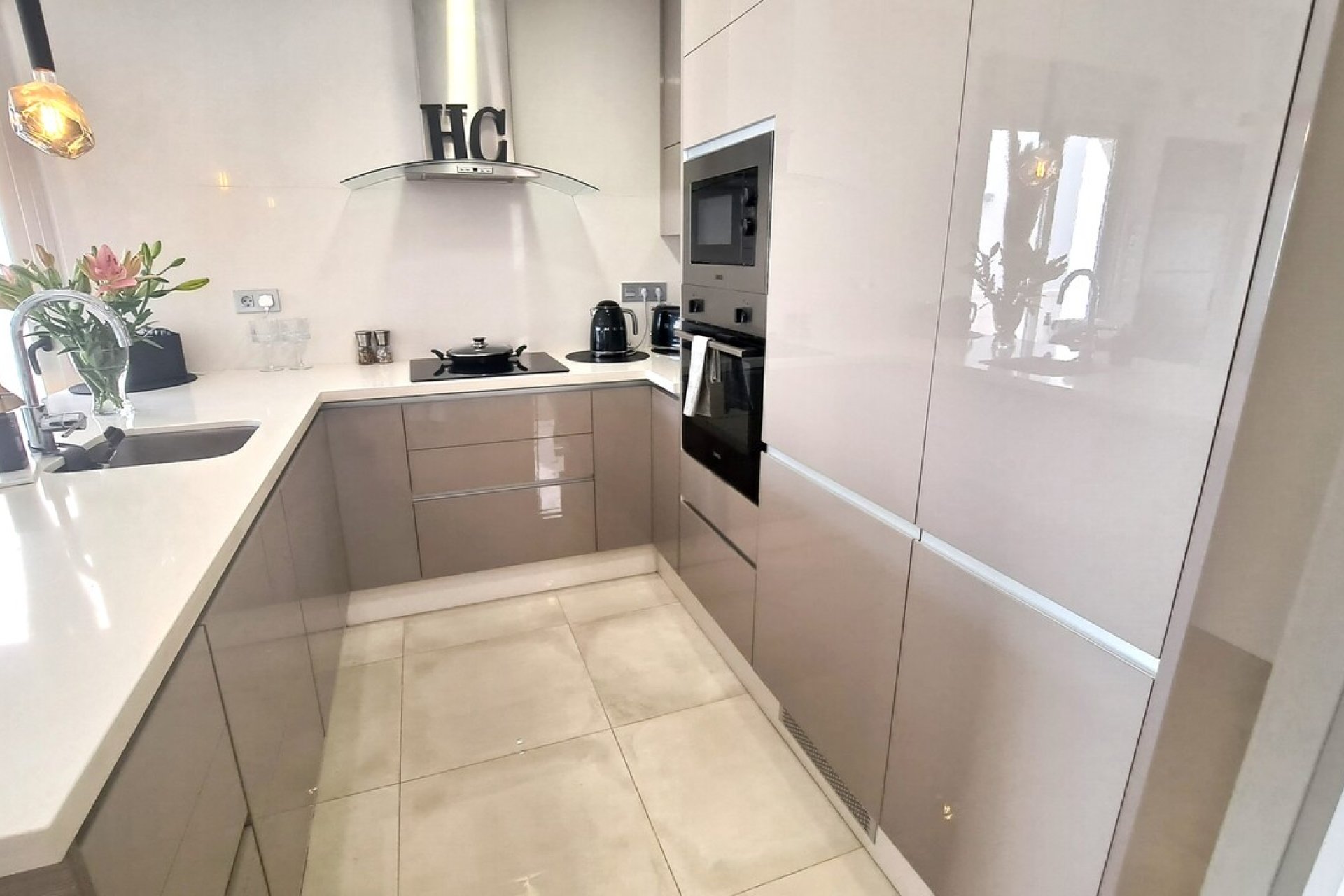 Resale - Villa -
Villamartin