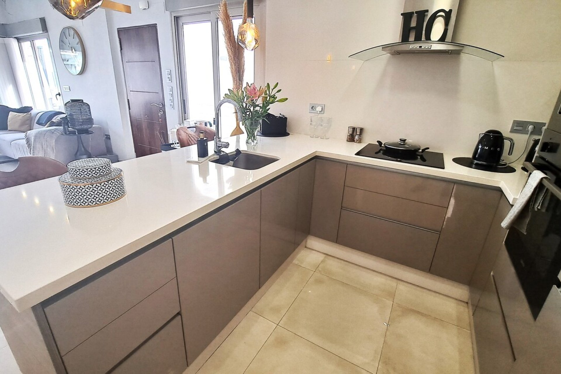 Resale - Villa -
Villamartin