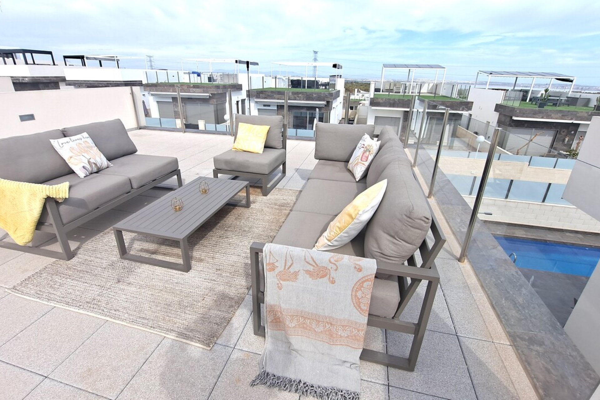 Resale - Villa -
Villamartin