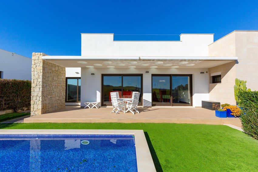 Resale - Villa -
Vistabella Golf