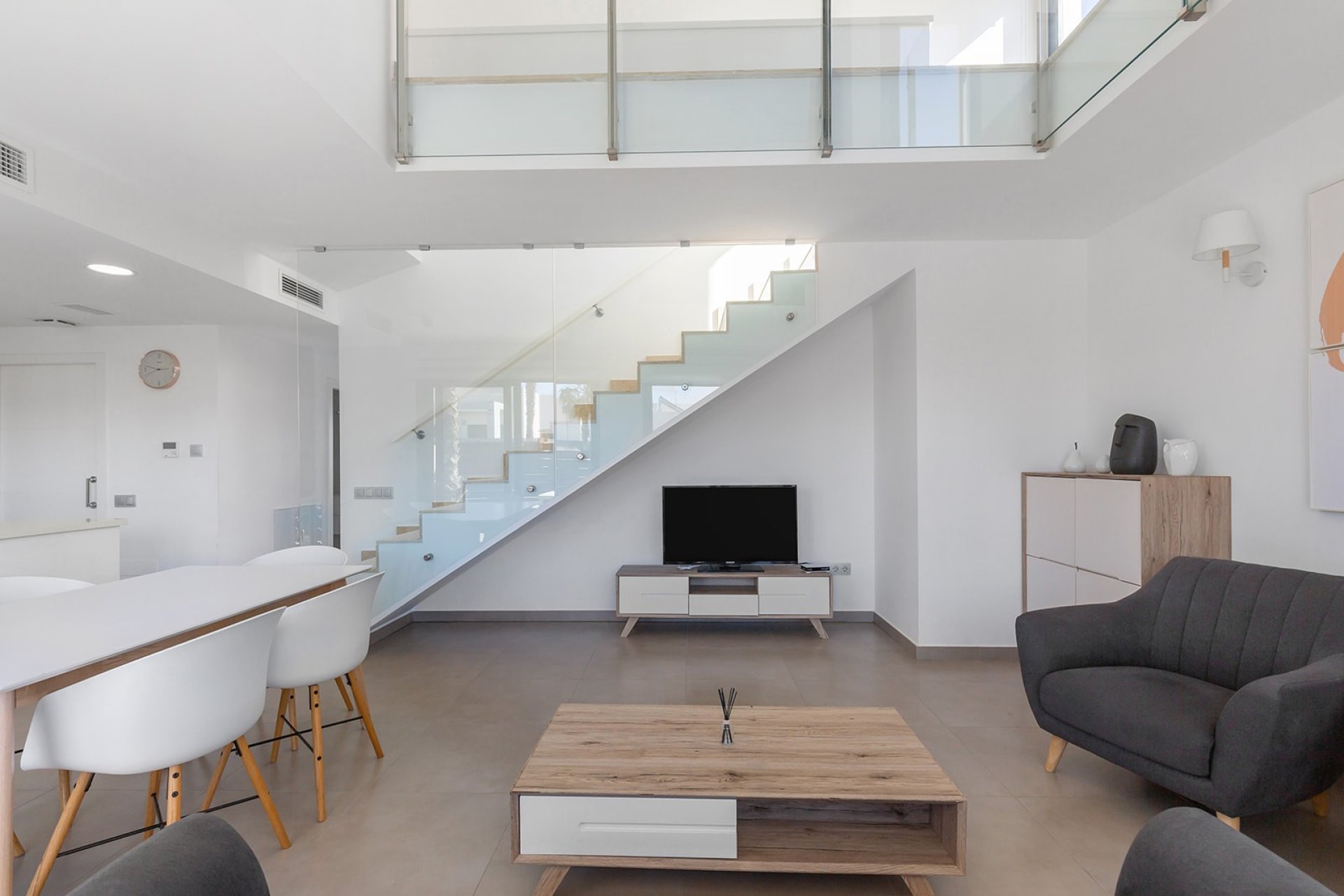 Resale - Villa -
Vistabella Golf