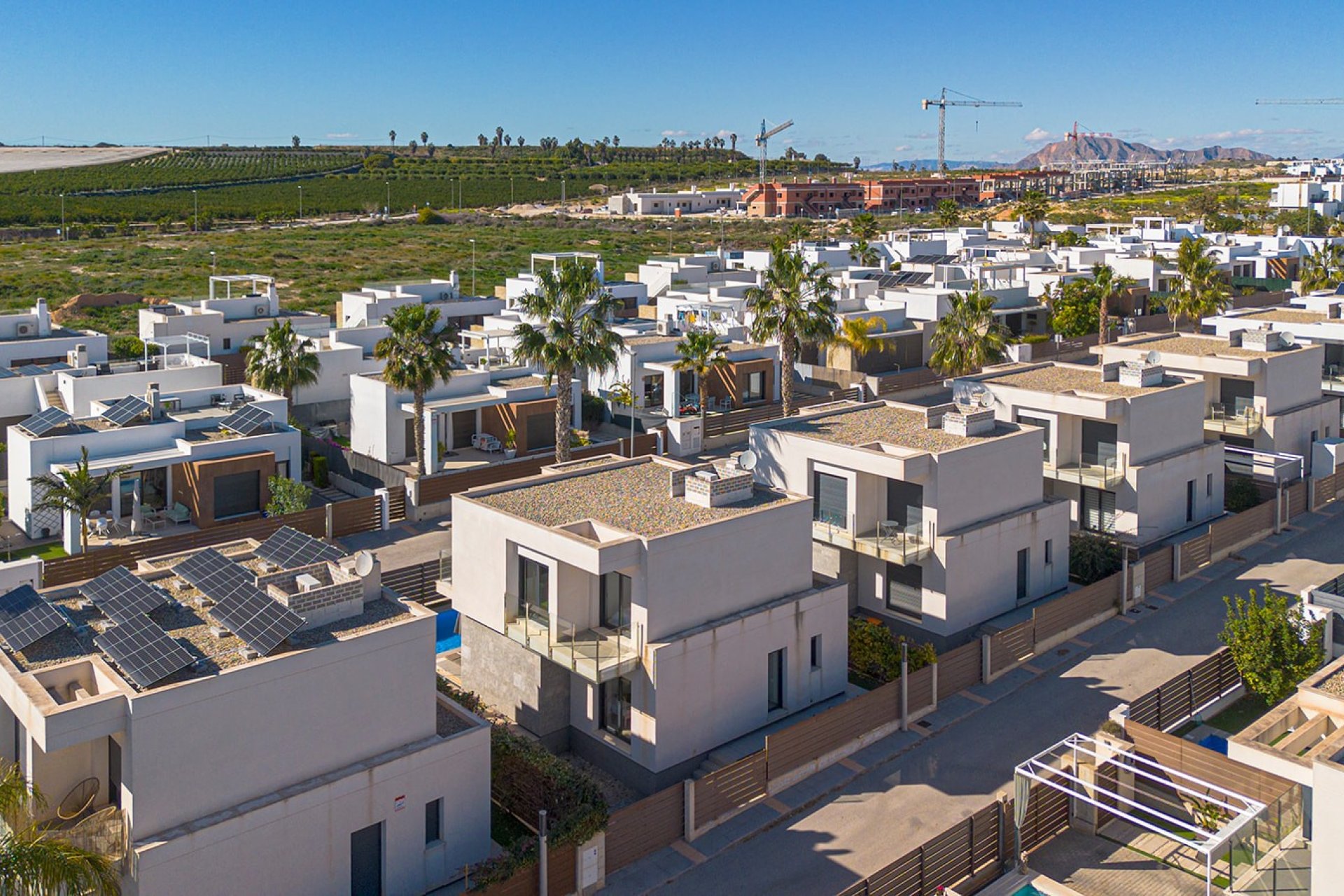 Resale - Villa -
Vistabella Golf