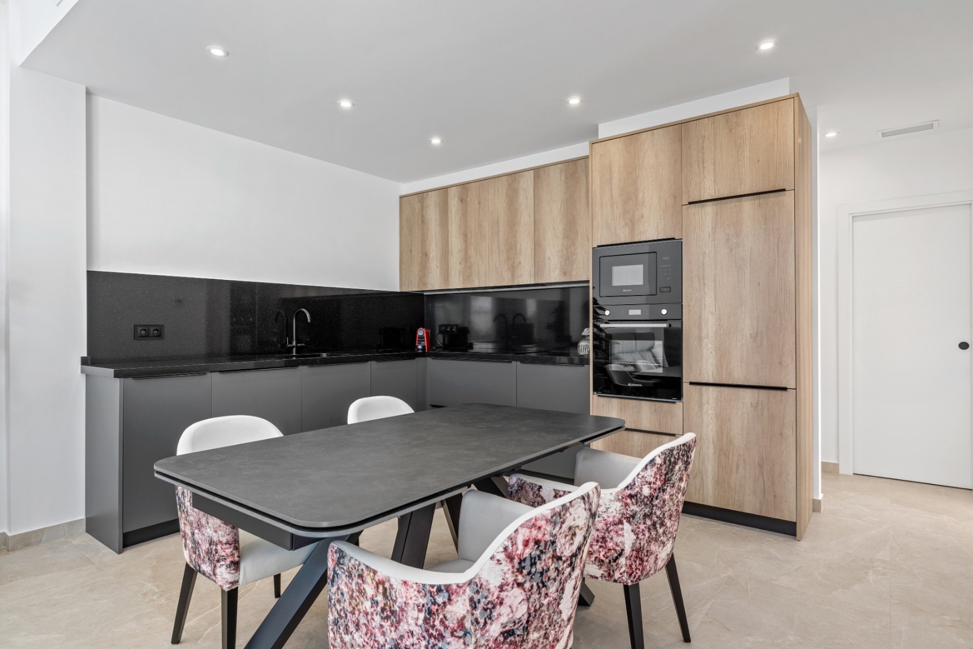 Reventa - 6. Detached villa -
Daya Nueva - Costa Blanca South