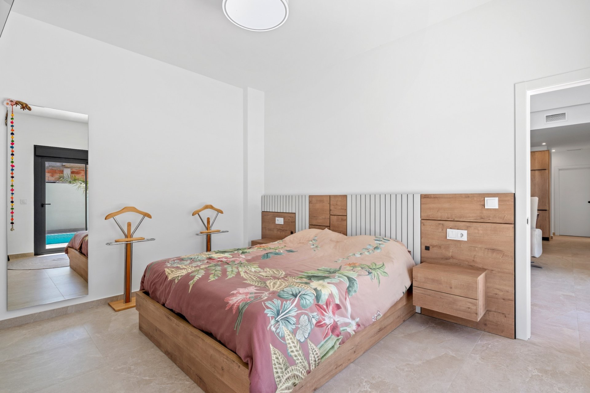 Reventa - 6. Detached villa -
Daya Nueva - Costa Blanca South