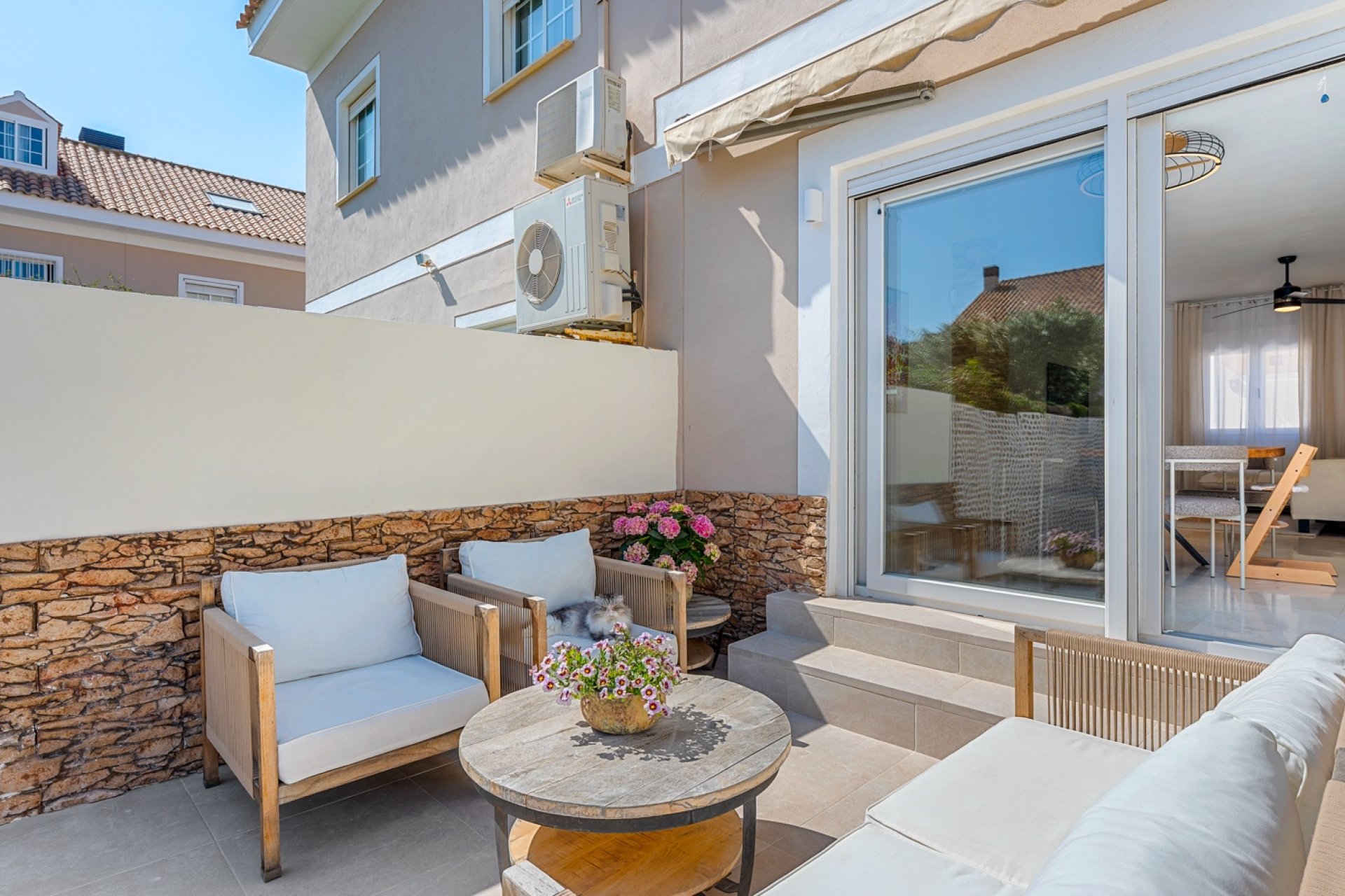 Reventa - Adosado -
Alicante - Playa San Juan