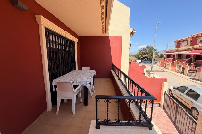 Reventa - Adosado -
Catral - pueblo