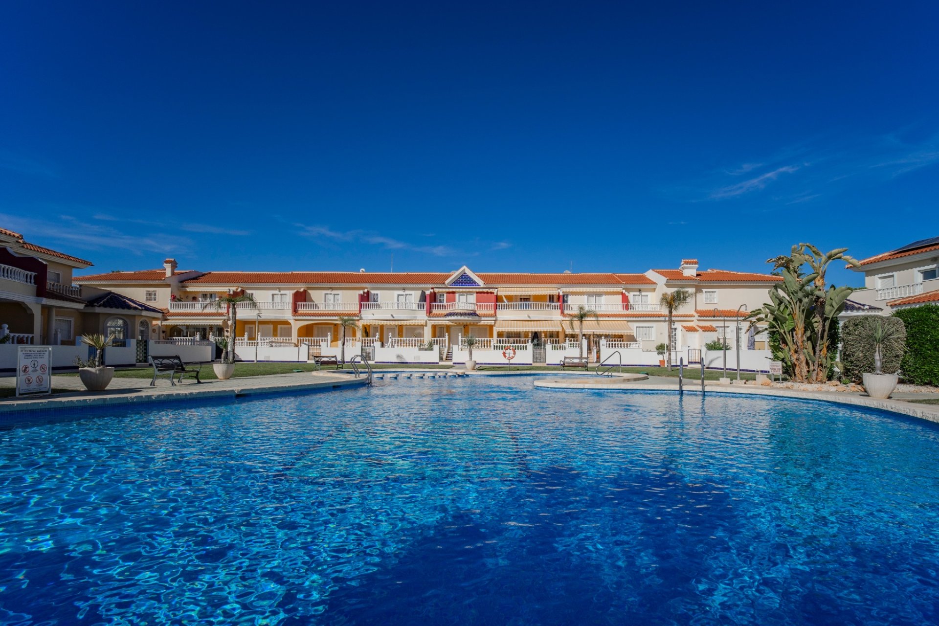 Reventa - Adosado -
Ciudad quesada - Lo Marabú