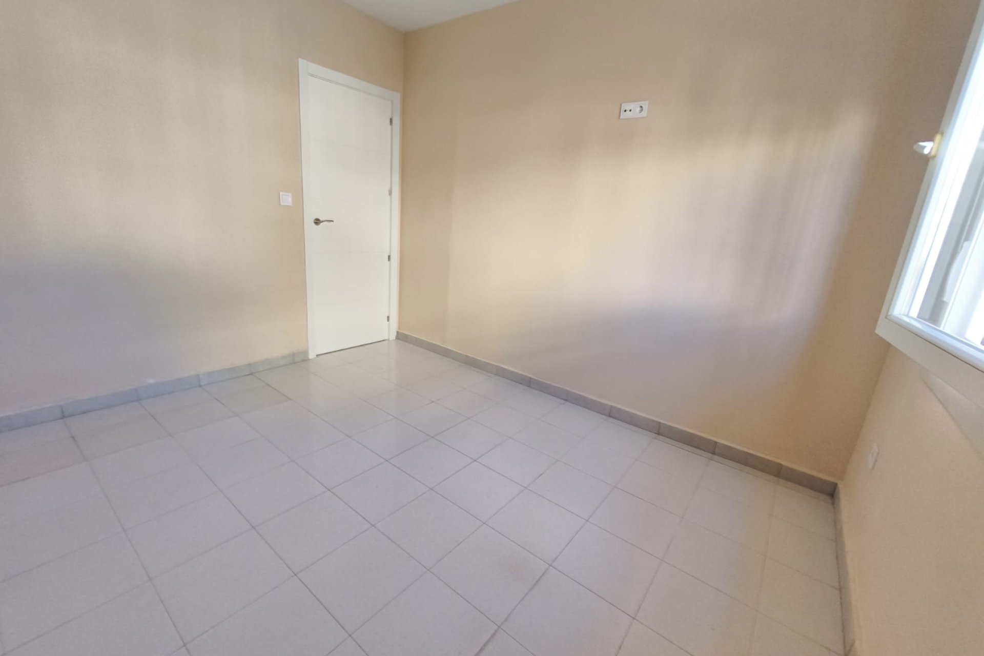 Reventa - Adosado -
Los Balcones - Lago Jardin