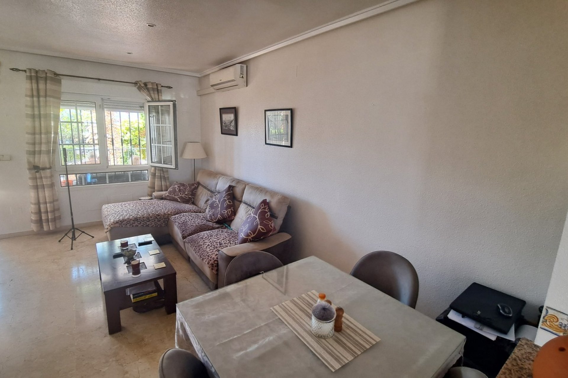 Reventa - Adosado -
Los Dolses - Orihuela Costa