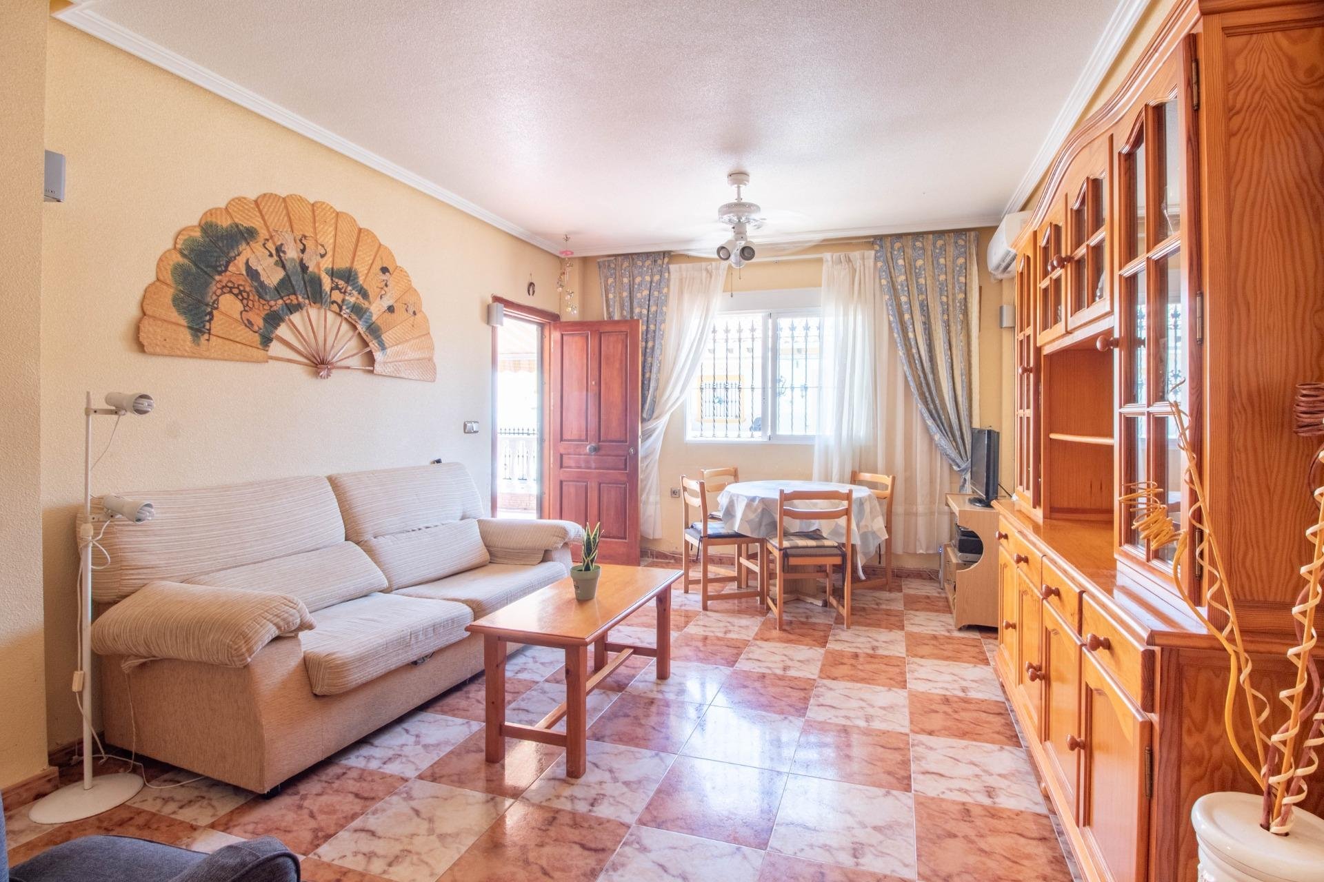 Reventa - Adosado -
Orihuela Costa - La Zenia