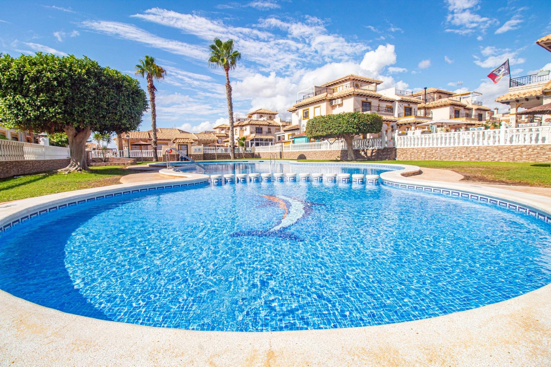 Reventa - Adosado -
Orihuela Costa - La Zenia