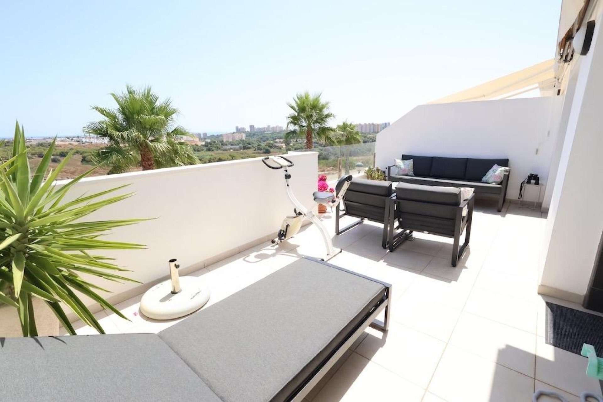 Reventa - Adosado -
Orihuela Costa - Lomas de Cabo Roig