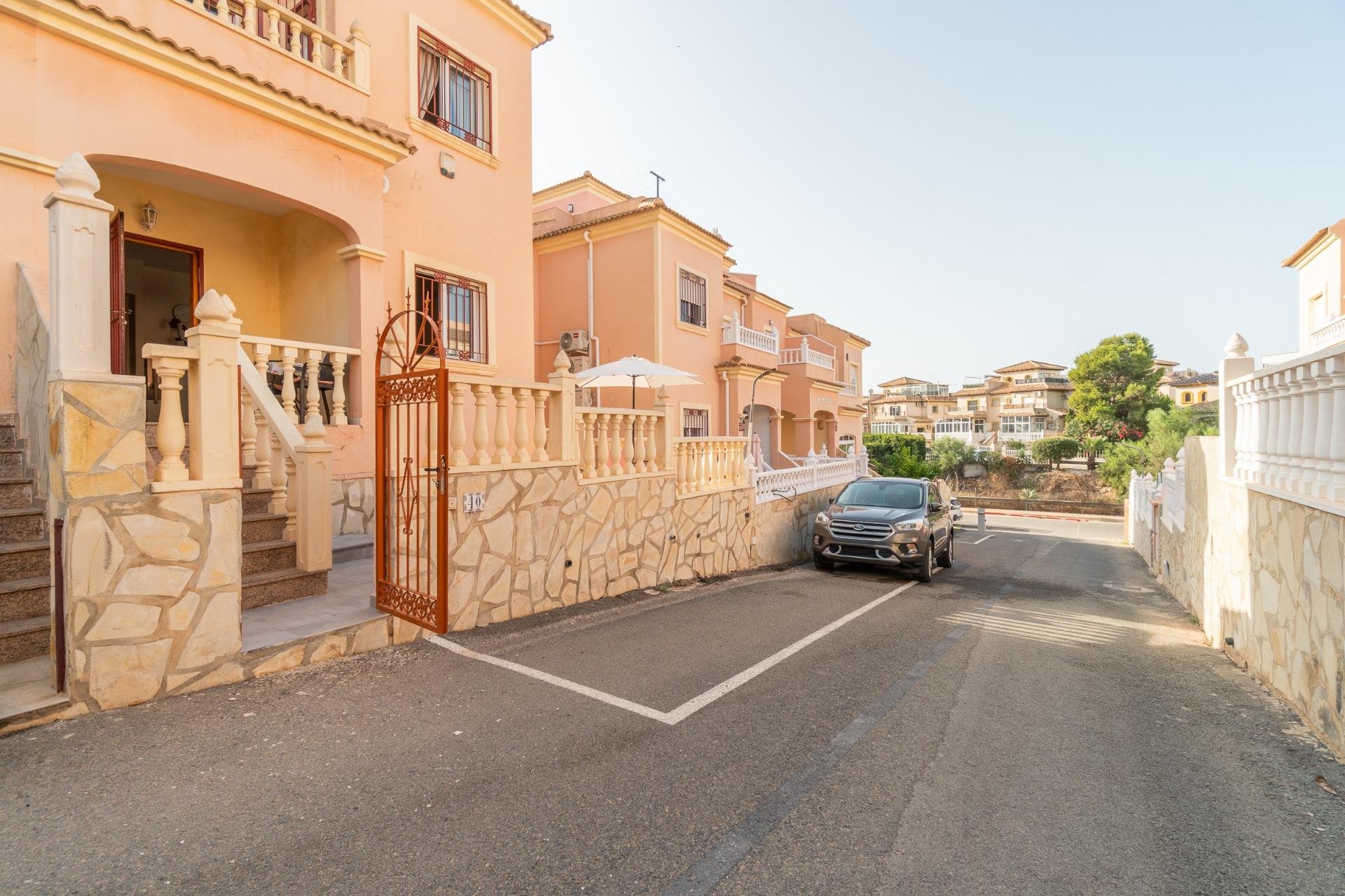 Reventa - Adosado -
Orihuela Costa - Playa Flamenca