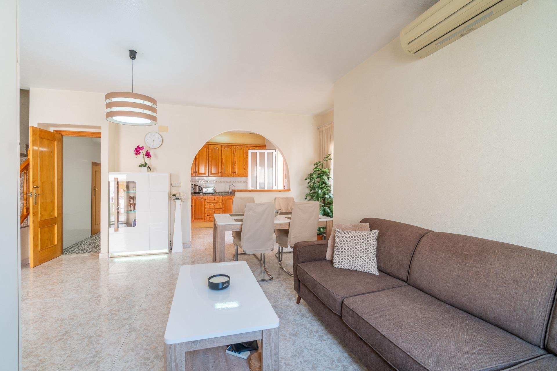 Reventa - Adosado -
Orihuela Costa - Playa Flamenca