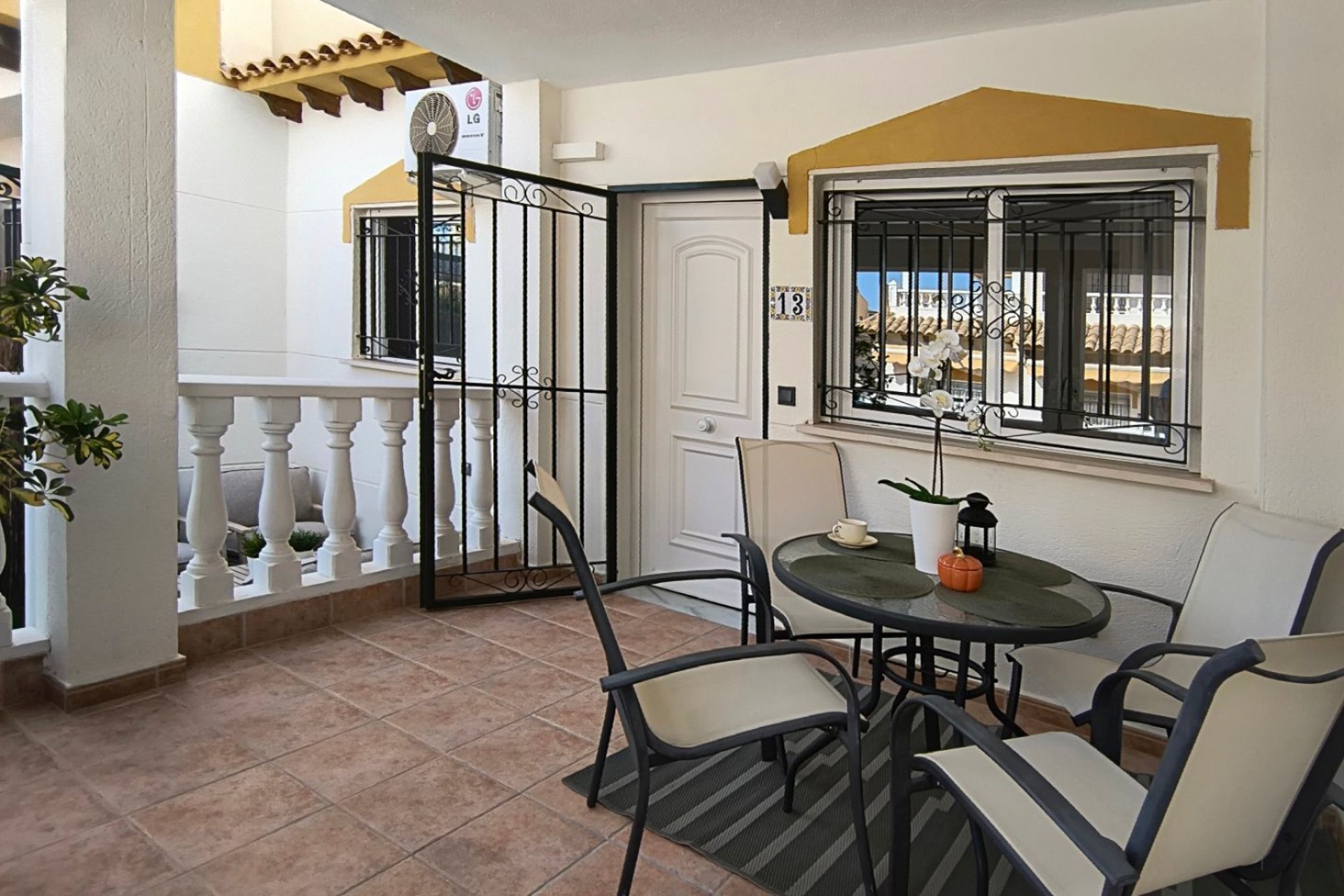 Reventa - Adosado -
Orihuela Costa